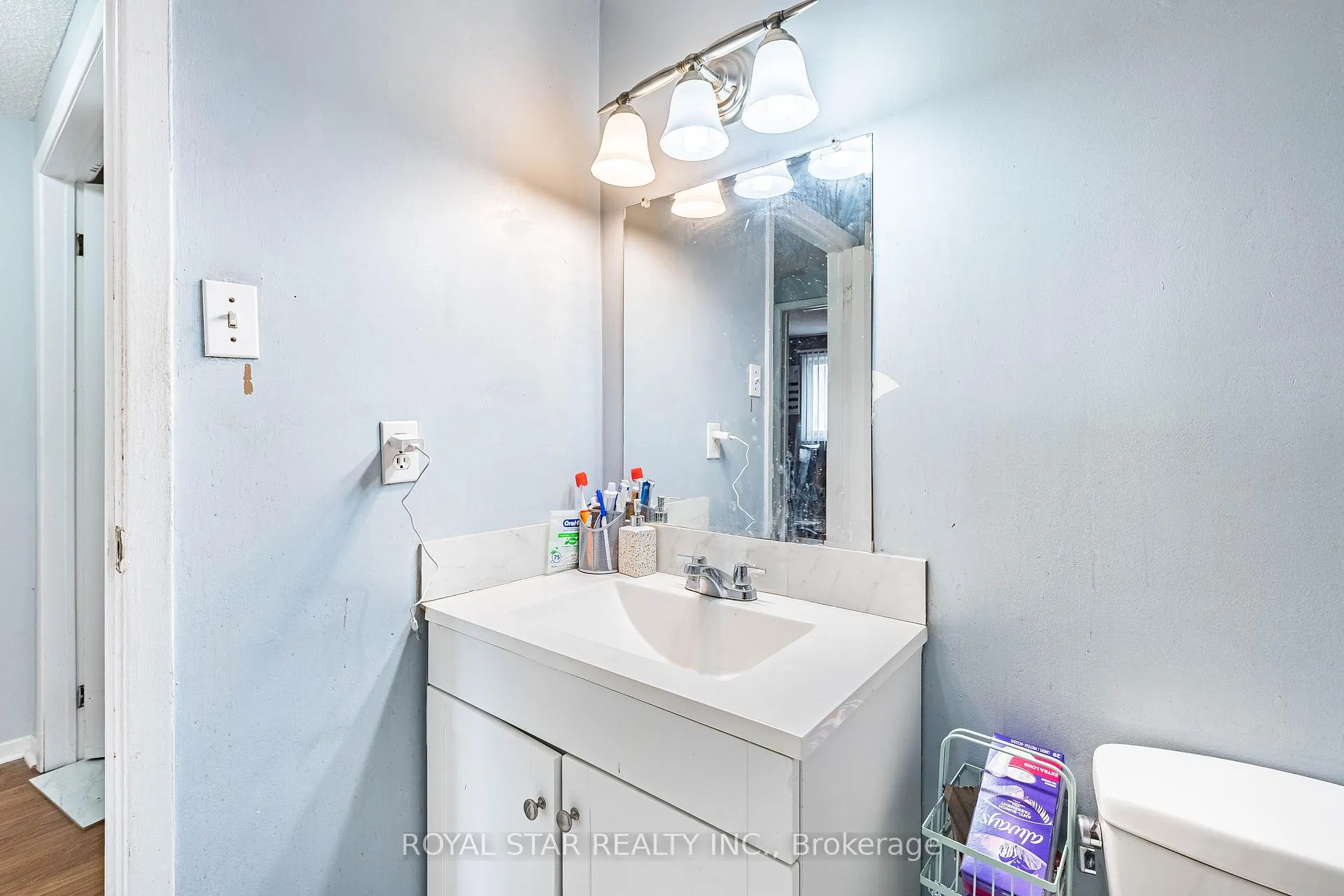 Photo 24 of Unit 99, 105 Hansen Road N, Brampton, Madoc — HOMEH
