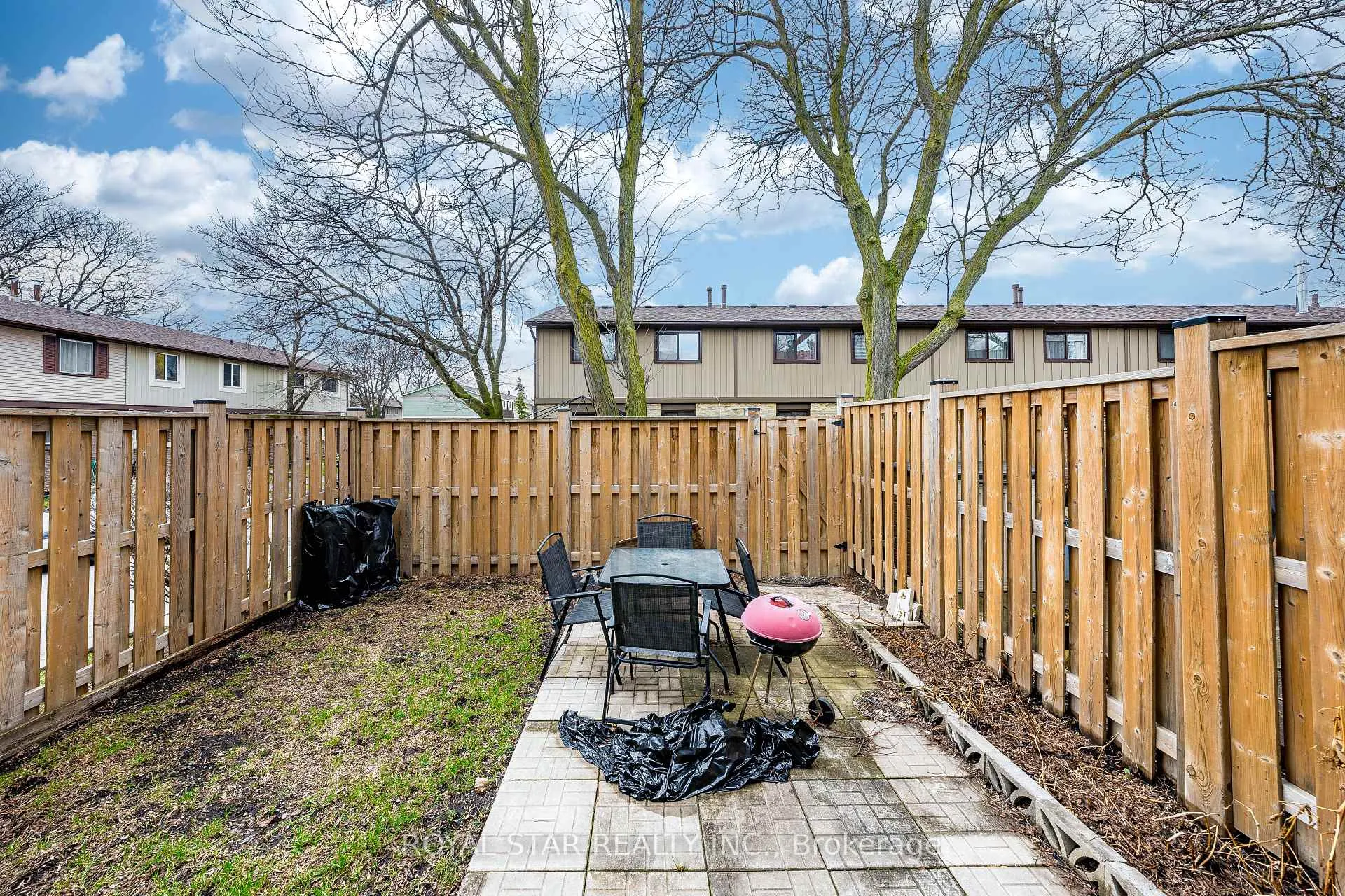 Photo 30 of Unit 99, 105 Hansen Road N, Brampton, Madoc — HOMEH