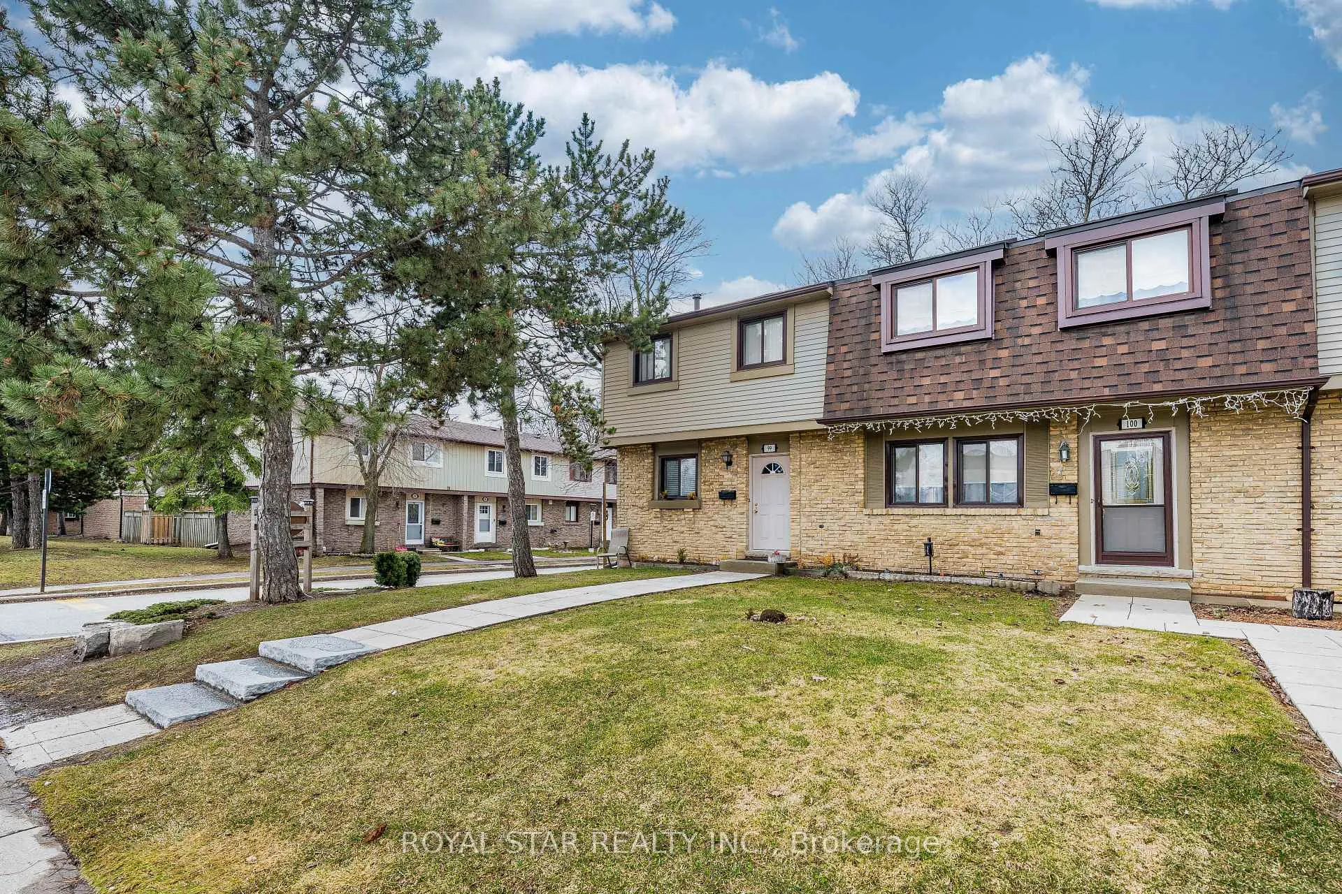 Photo 35 of Unit 99, 105 Hansen Road N, Brampton, Madoc — HOMEH