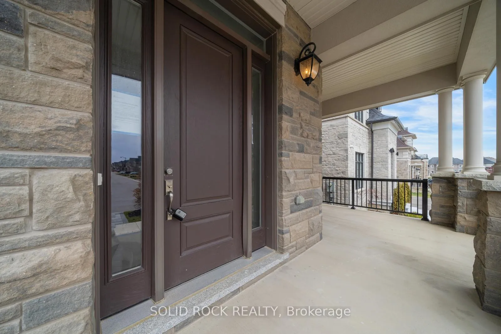 Photo 2 of 59 Luang Street, Vaughan, Kleinburg — HOMEH
