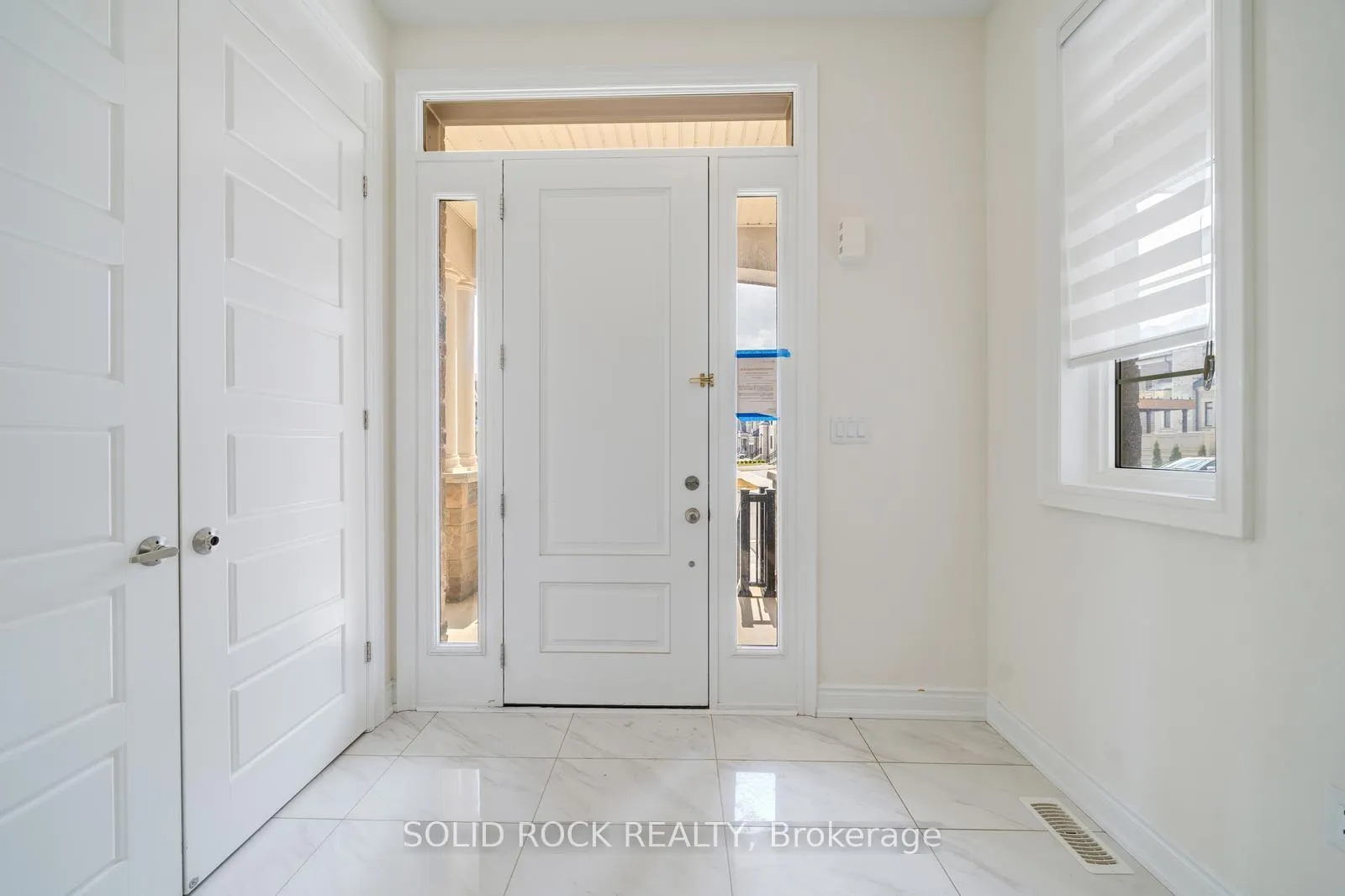 Photo 4 of 59 Luang Street, Vaughan, Kleinburg — HOMEH