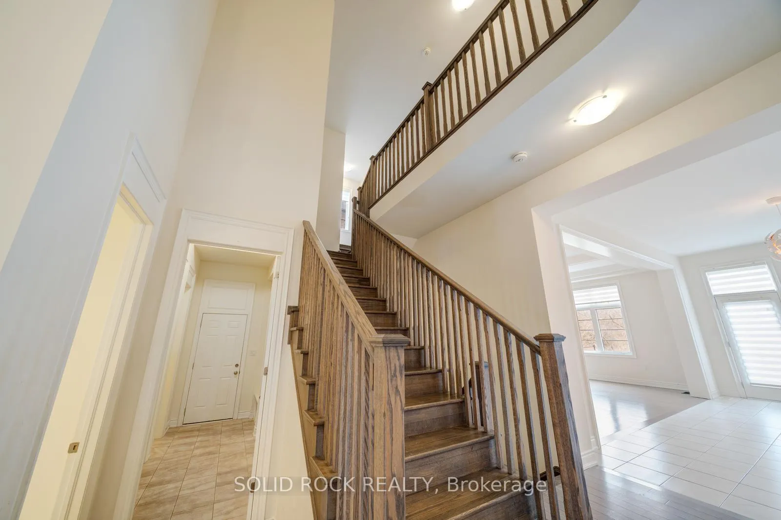 Photo 11 of 59 Luang Street, Vaughan, Kleinburg — HOMEH