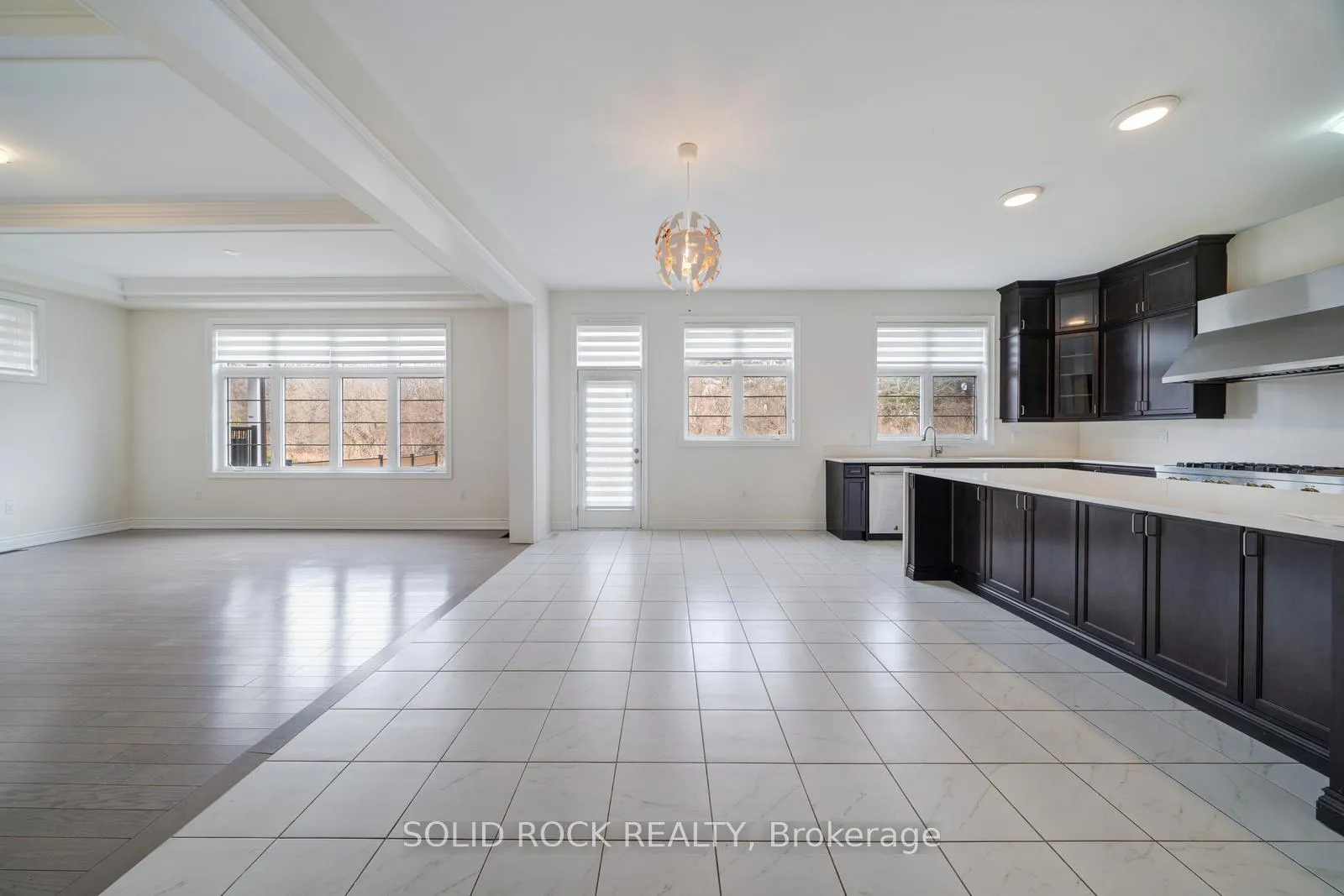 Photo 12 of 59 Luang Street, Vaughan, Kleinburg — HOMEH