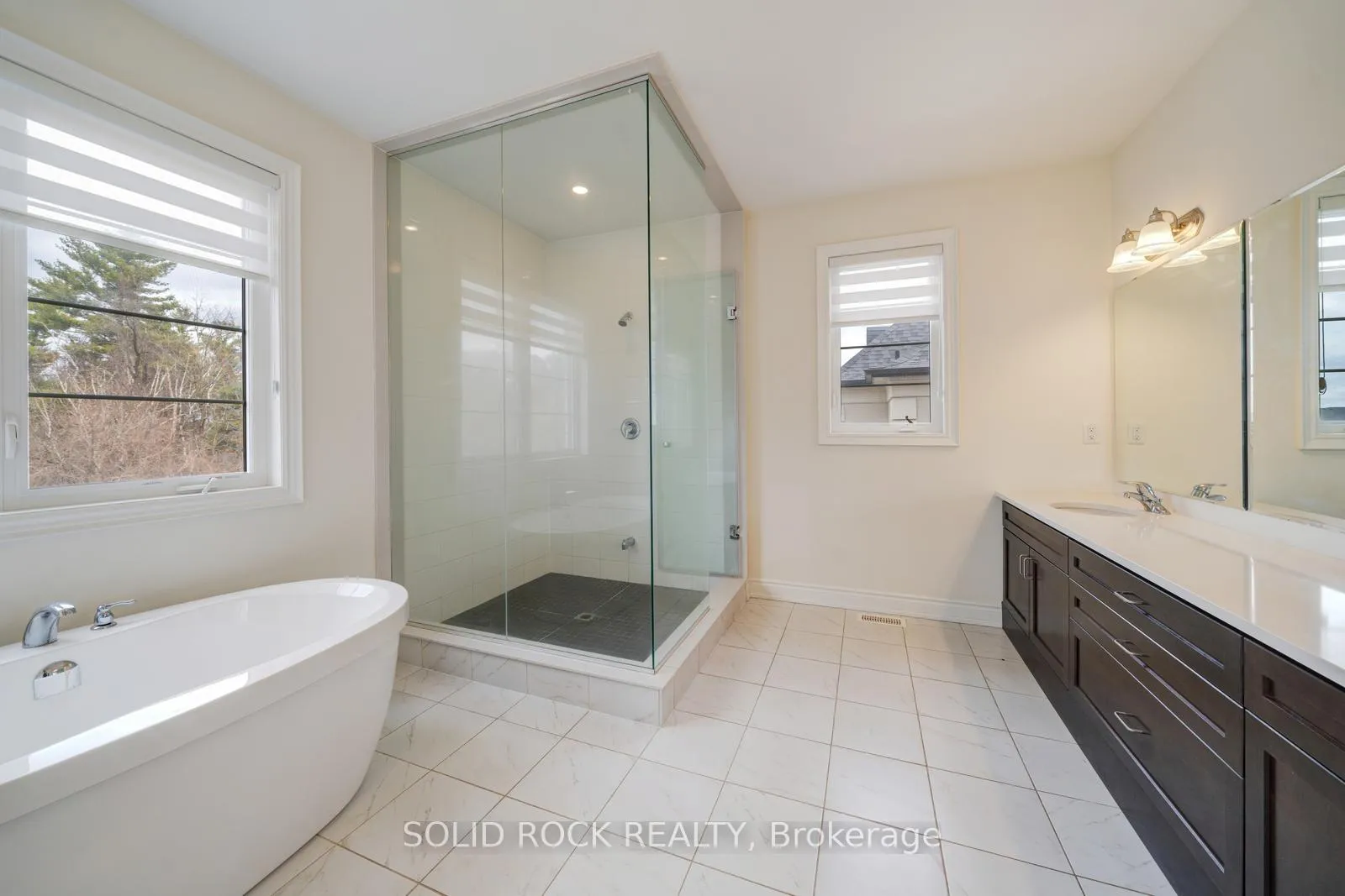 Photo 26 of 59 Luang Street, Vaughan, Kleinburg — HOMEH