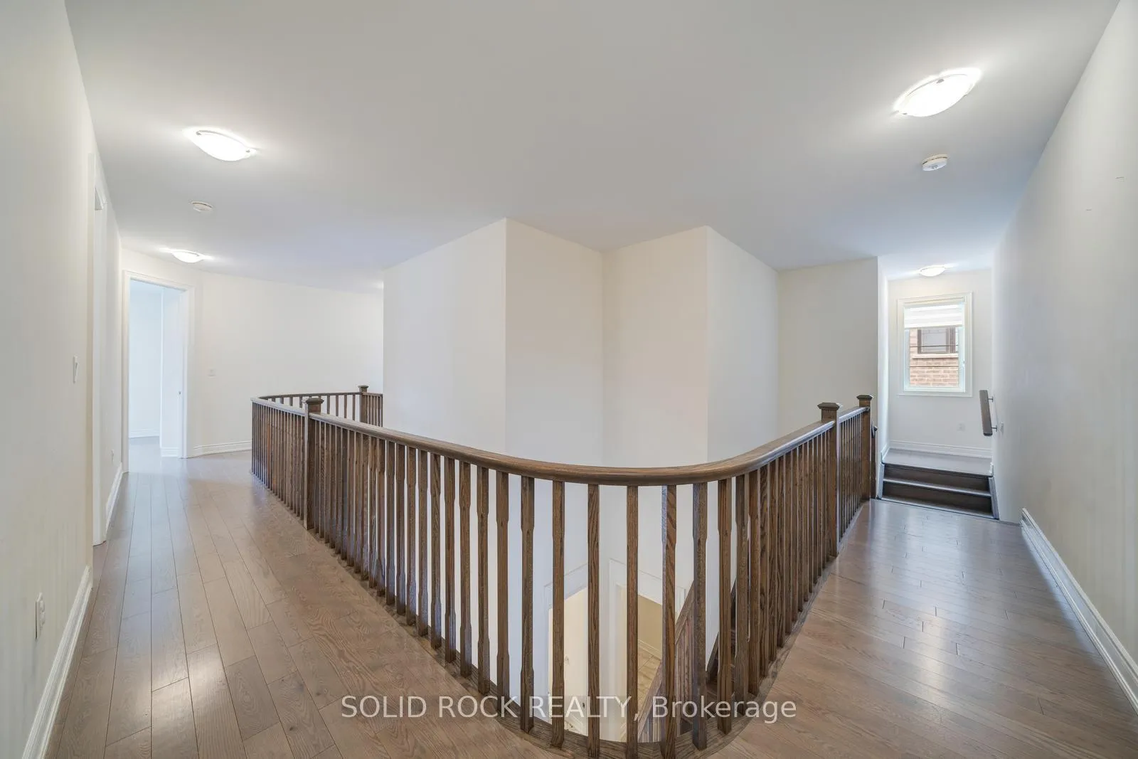 Photo 28 of 59 Luang Street, Vaughan, Kleinburg — HOMEH