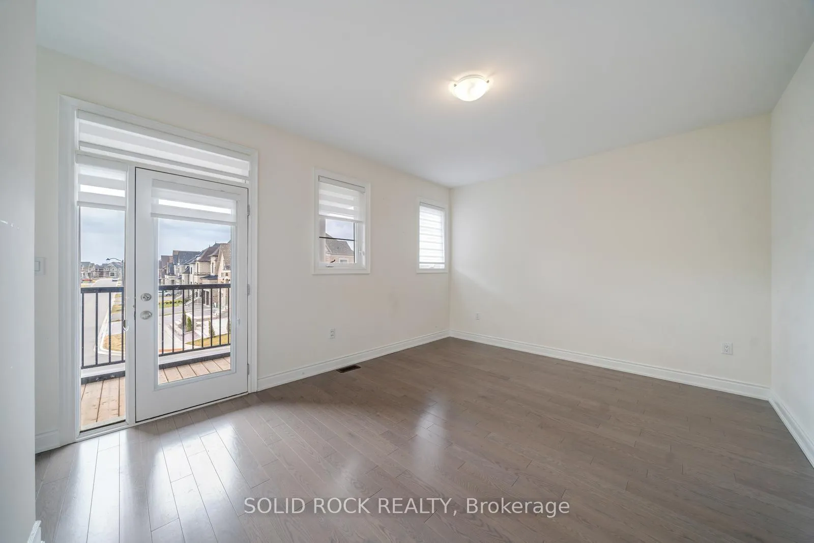Photo 30 of 59 Luang Street, Vaughan, Kleinburg — HOMEH