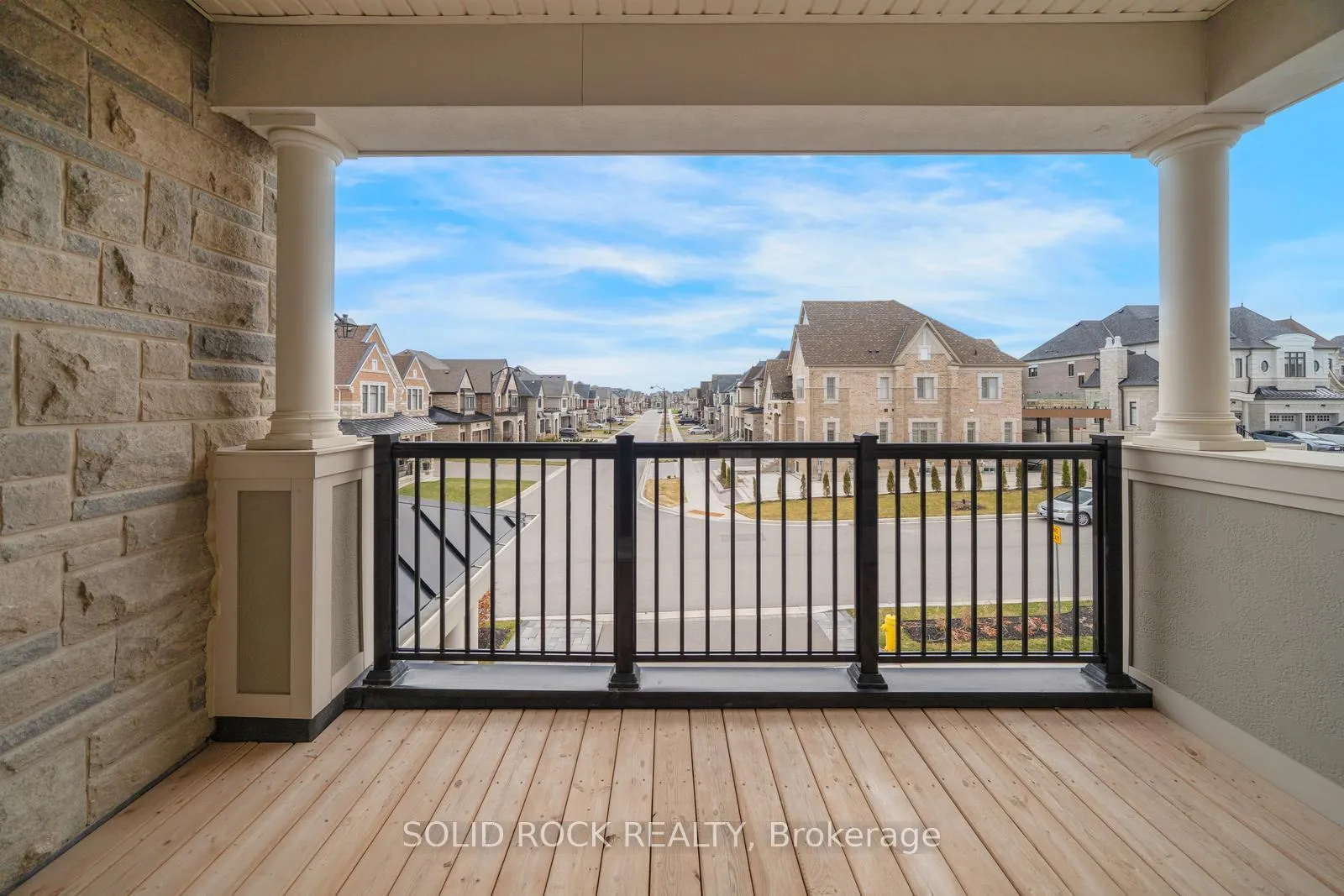 Photo 32 of 59 Luang Street, Vaughan, Kleinburg — HOMEH