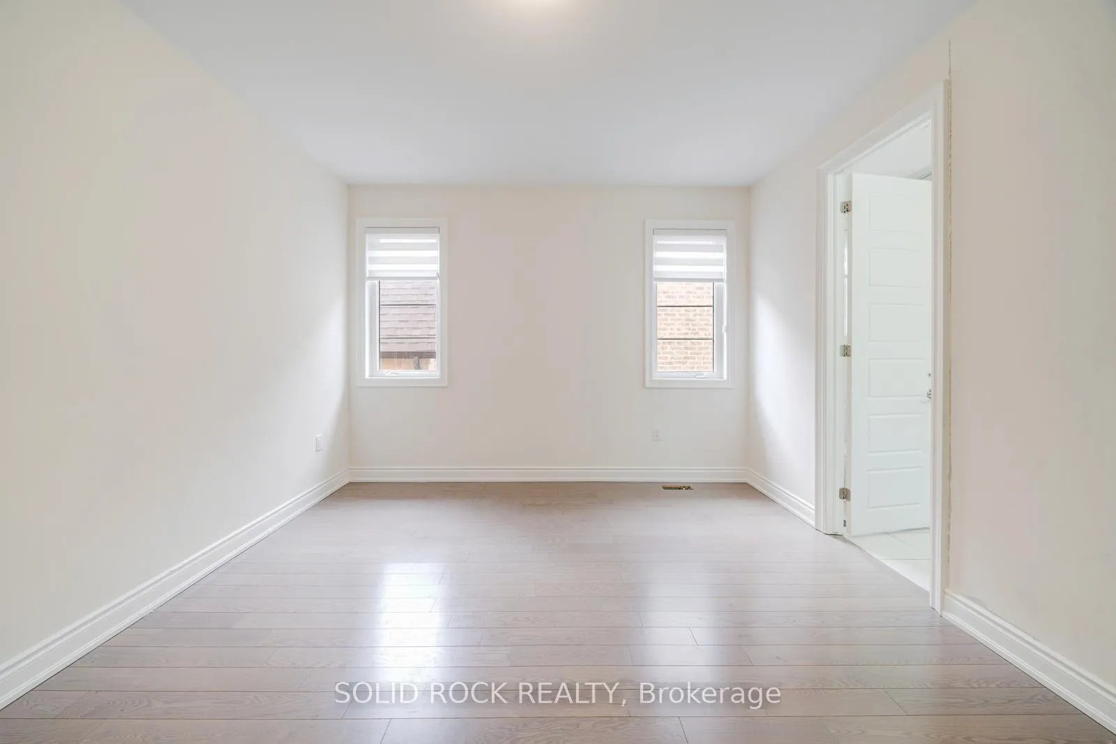 Photo 33 of 59 Luang Street, Vaughan, Kleinburg — HOMEH