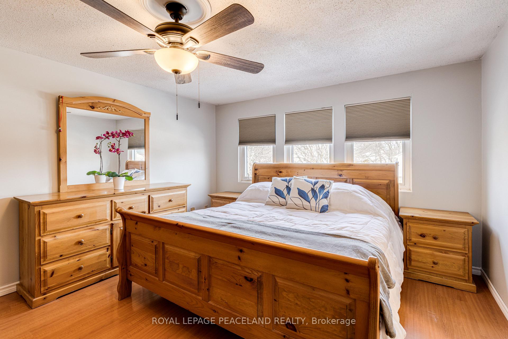 Photo 12 of 7 Sandusky Crescent, Aurora, Aurora Highlands — HOMEH