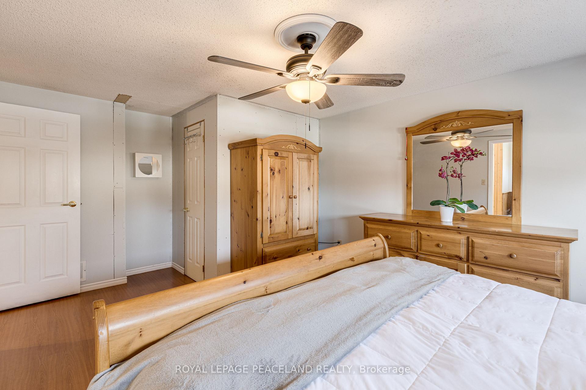 Photo 15 of 7 Sandusky Crescent, Aurora, Aurora Highlands — HOMEH