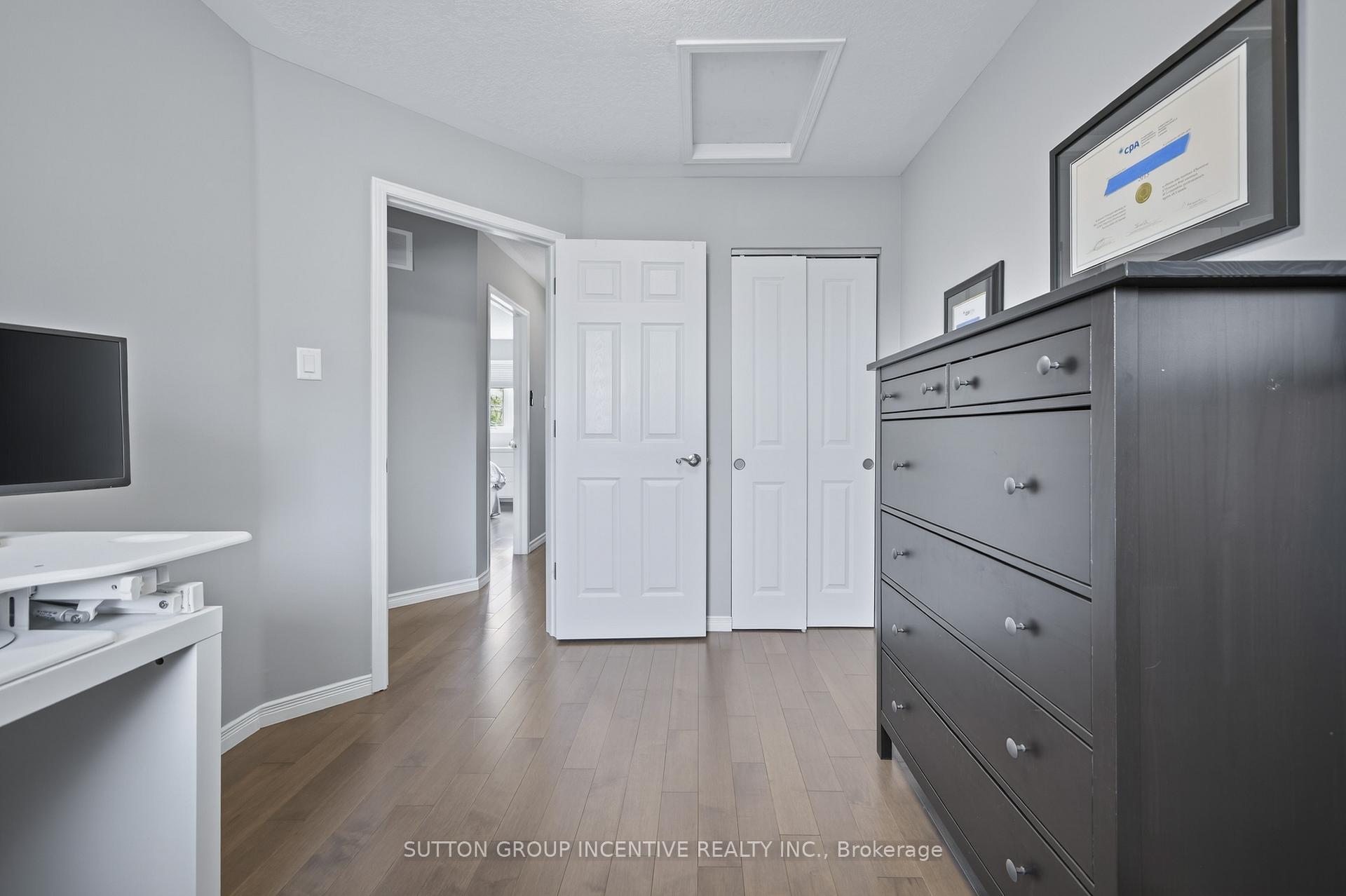 Photo 20 of 9 Sunset Place, Barrie, Holly — HOMEH