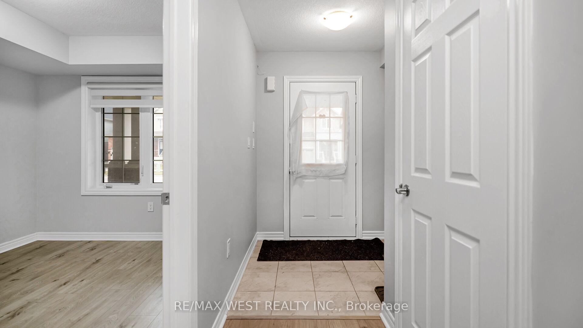 Photo 7 of 606 Linden Drive, Cambridge — HOMEH