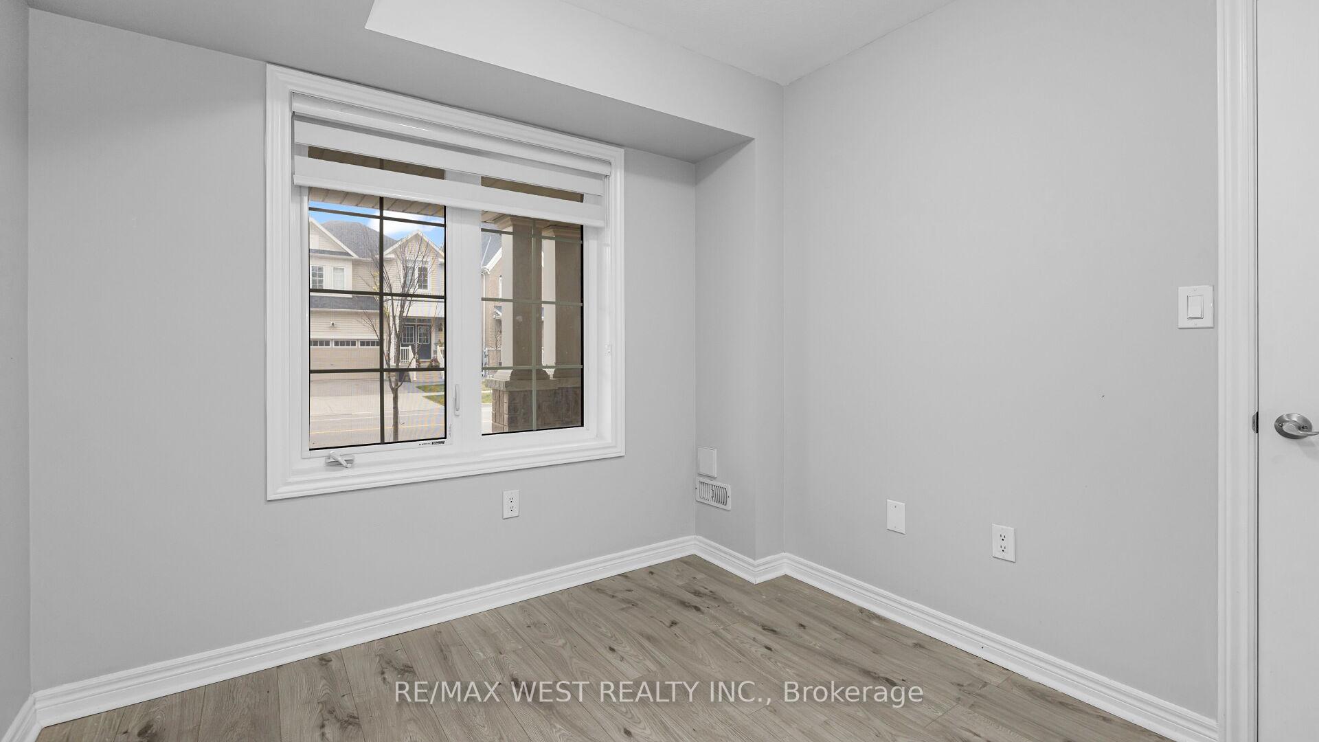 Photo 10 of 606 Linden Drive, Cambridge — HOMEH