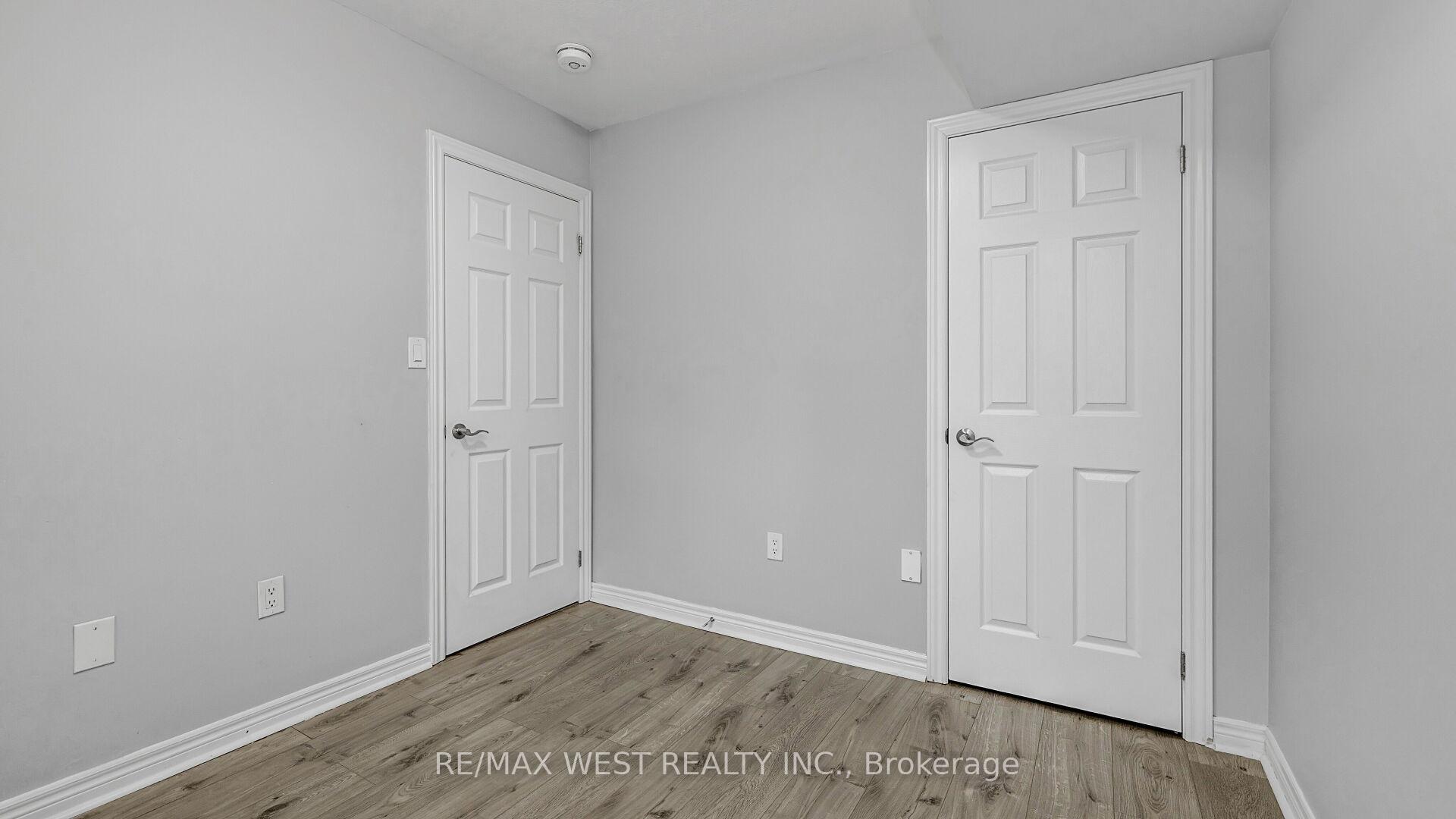 Photo 9 of 606 Linden Drive, Cambridge — HOMEH