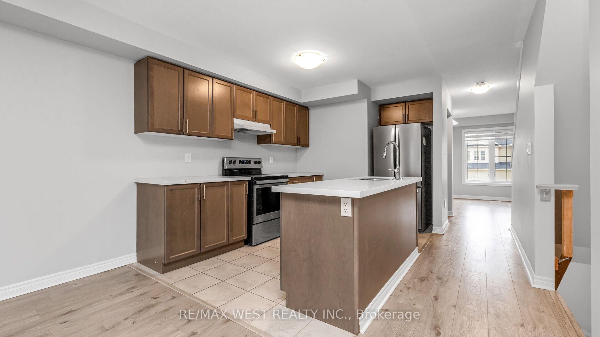 Photo 15 of 606 Linden Drive, Cambridge — HOMEH