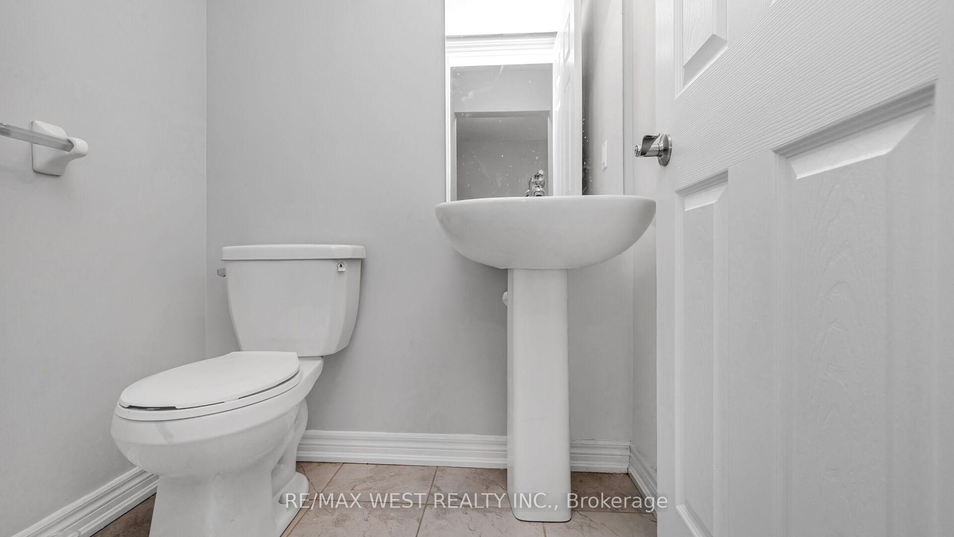 Photo 42 of 606 Linden Drive, Cambridge — HOMEH