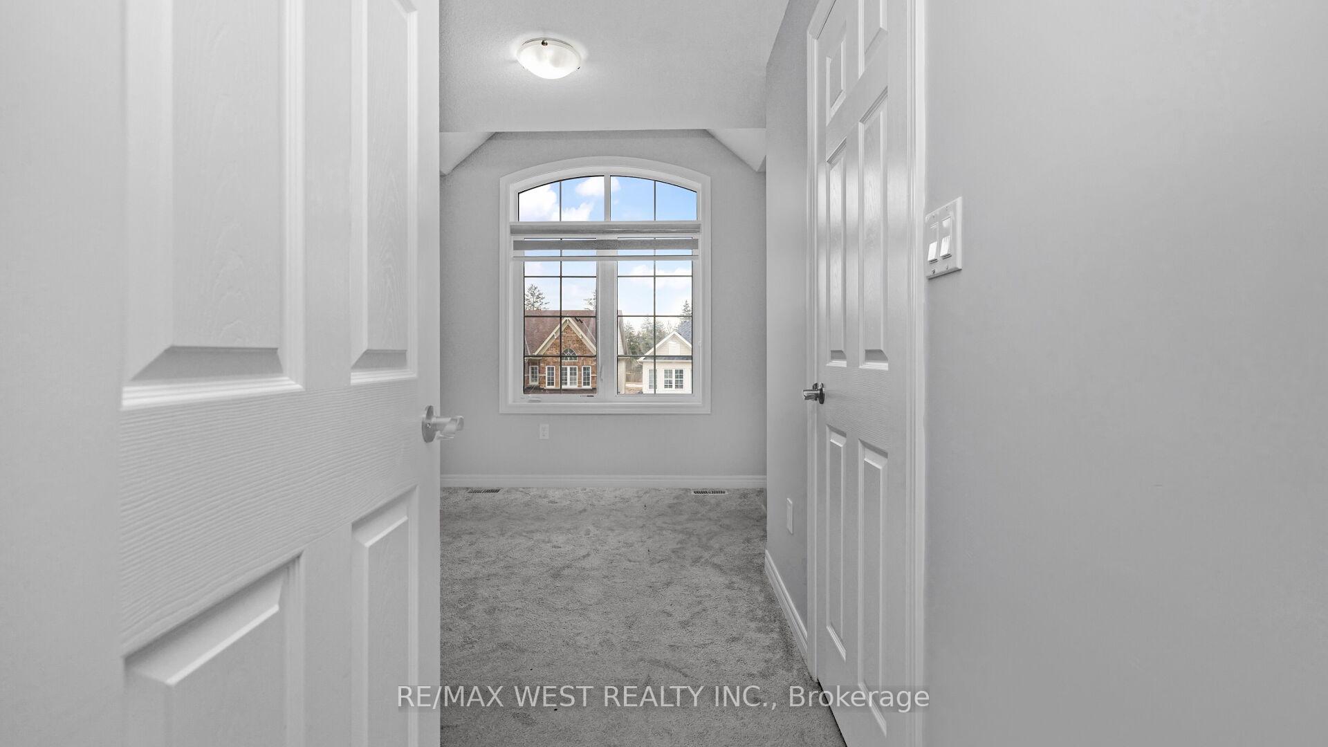 Photo 41 of 606 Linden Drive, Cambridge — HOMEH