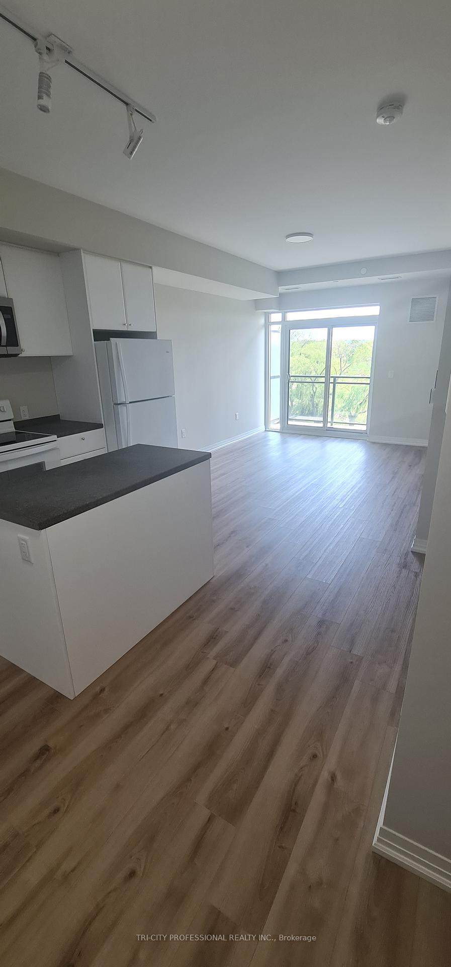 Photo 5 of Unit LP32, 50 Herrick Avenue, St. Catharines, Oakdale — HOMEH