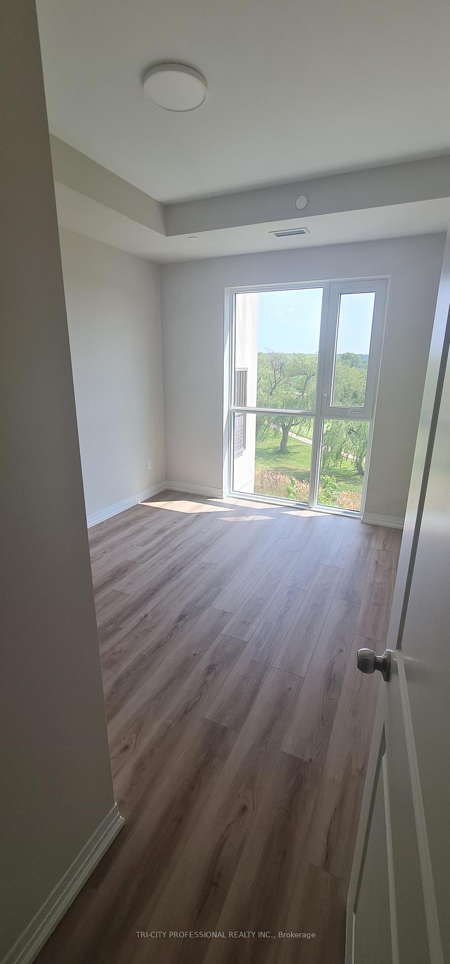 Photo 10 of Unit LP32, 50 Herrick Avenue, St. Catharines, Oakdale — HOMEH