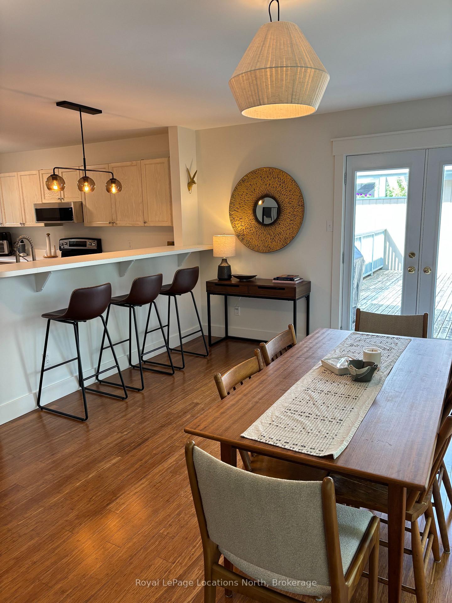 Photo 9 of 912 Cedar Pointe Court, Collingwood — HOMEH