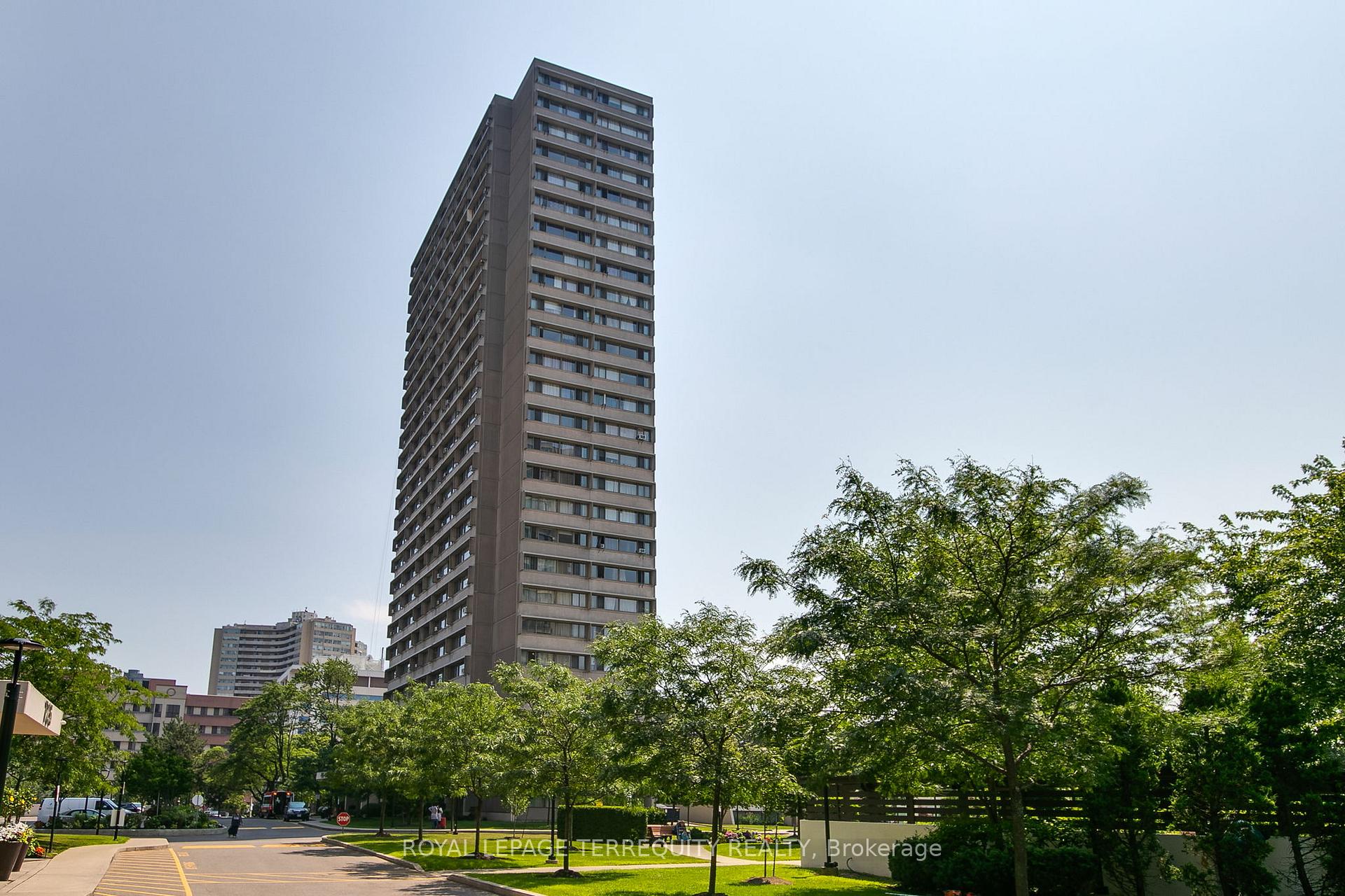 Photo 1 of Unit PH1, 715 Don Mills Road, Toronto, Flemingdon Park — HOMEH