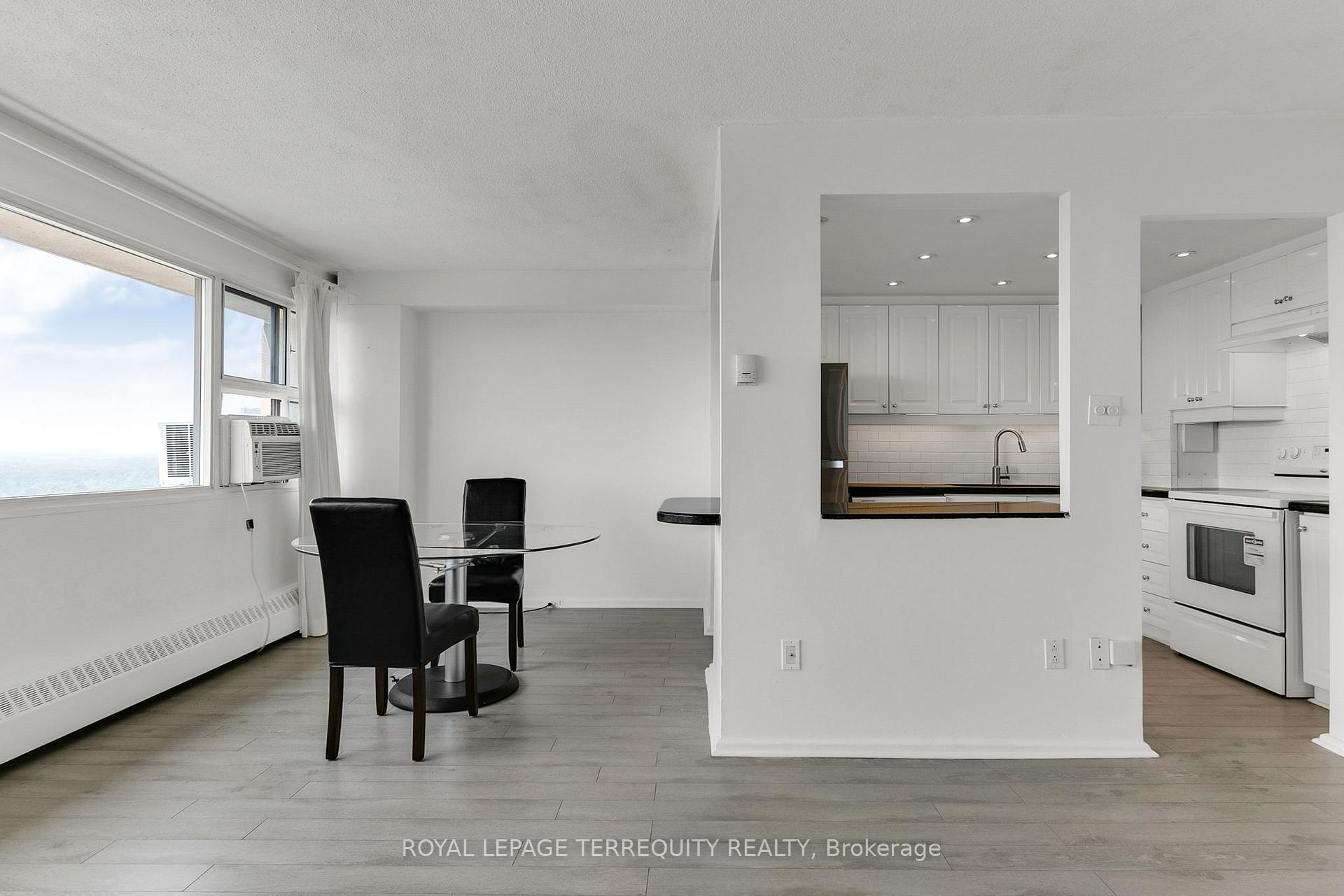 Photo 17 of Unit PH1, 715 Don Mills Road, Toronto, Flemingdon Park — HOMEH