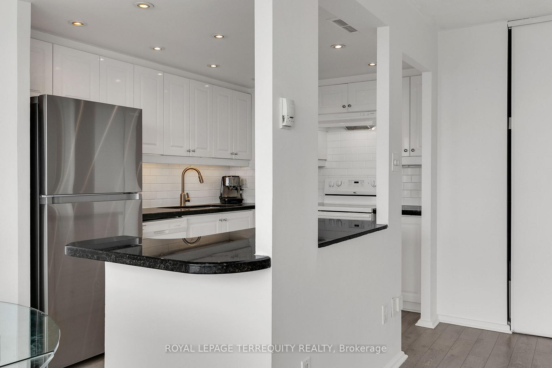 Photo 21 of Unit PH1, 715 Don Mills Road, Toronto, Flemingdon Park — HOMEH