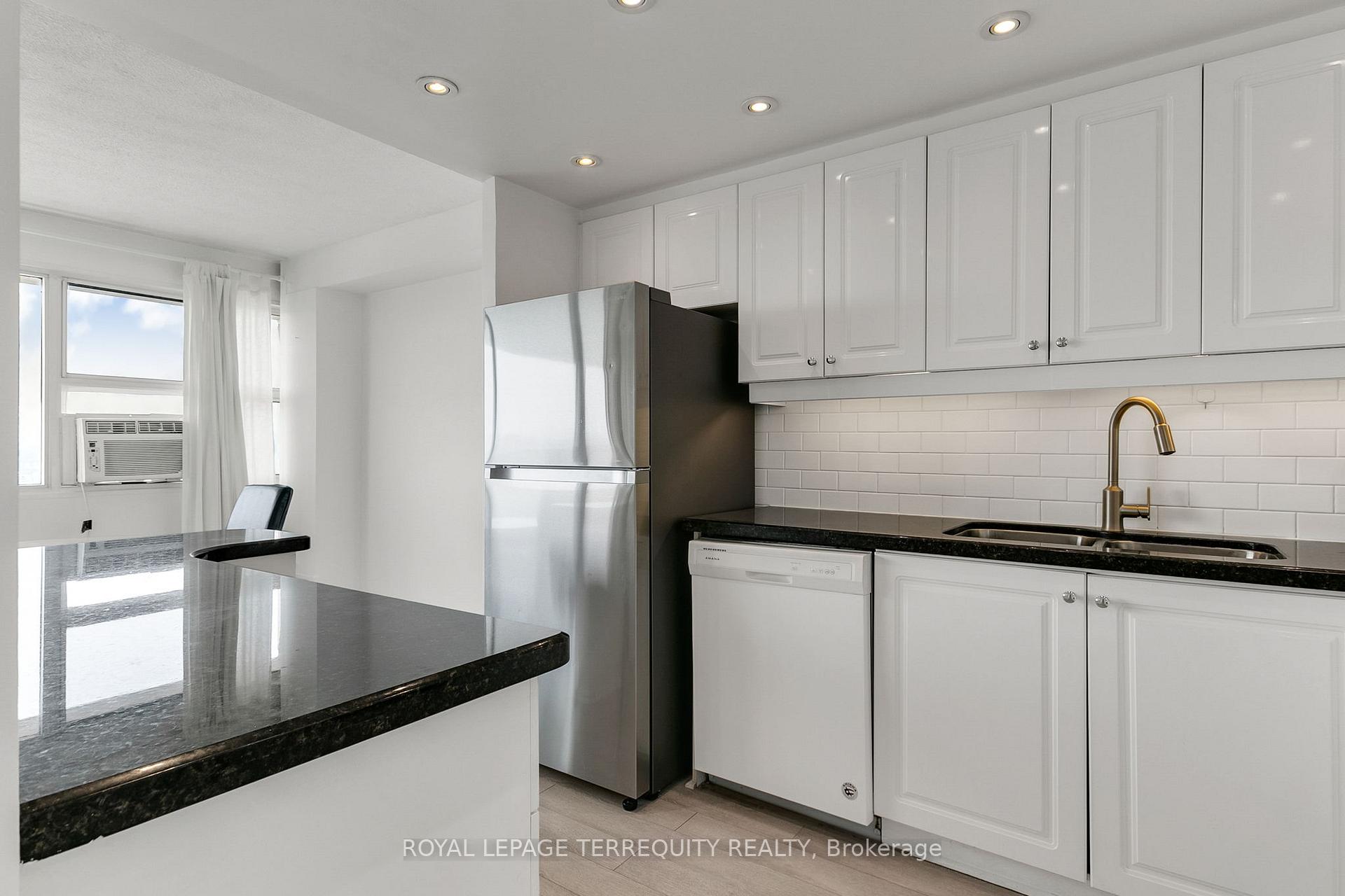 Photo 25 of Unit PH1, 715 Don Mills Road, Toronto, Flemingdon Park — HOMEH