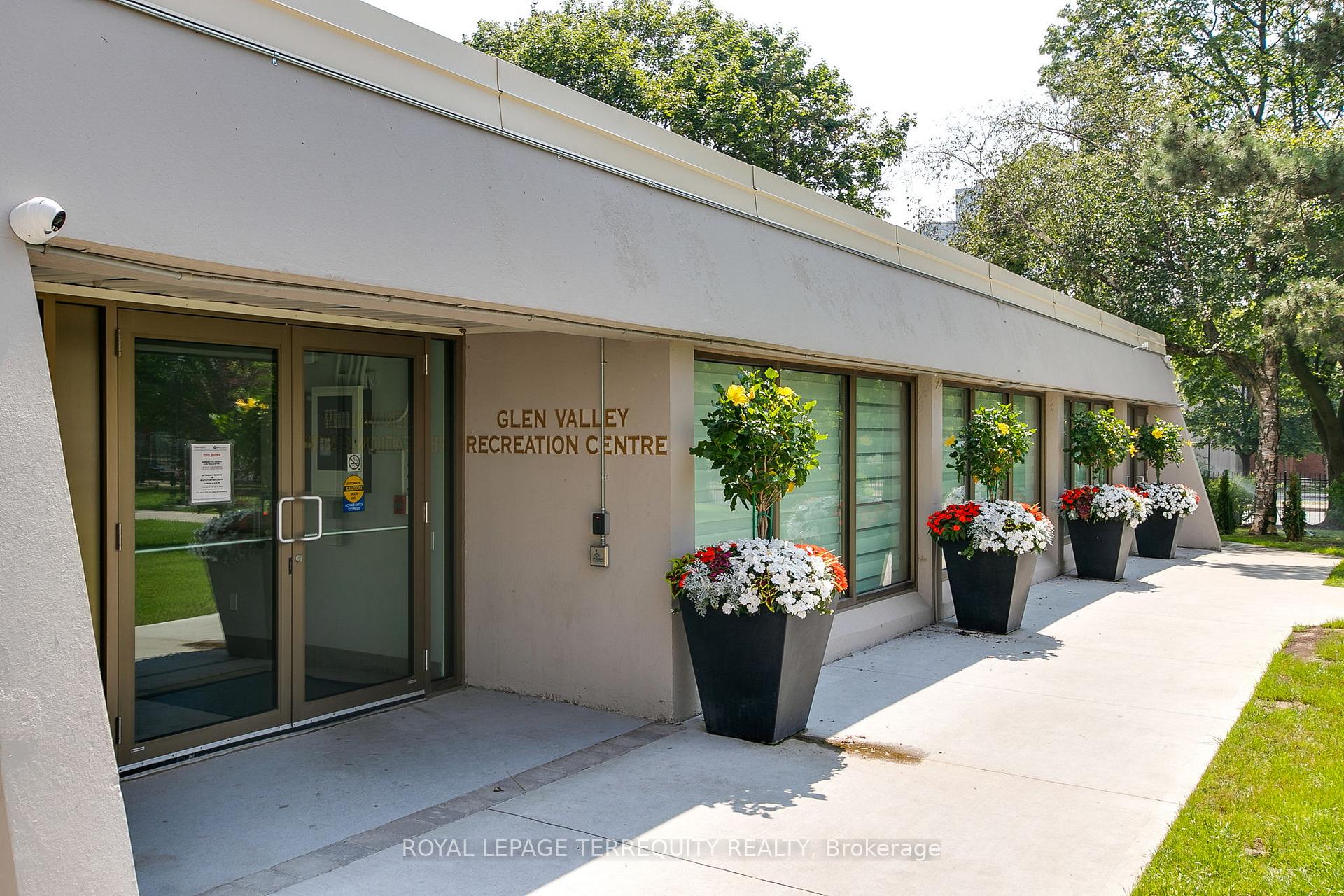 Photo 36 of Unit PH1, 715 Don Mills Road, Toronto, Flemingdon Park — HOMEH