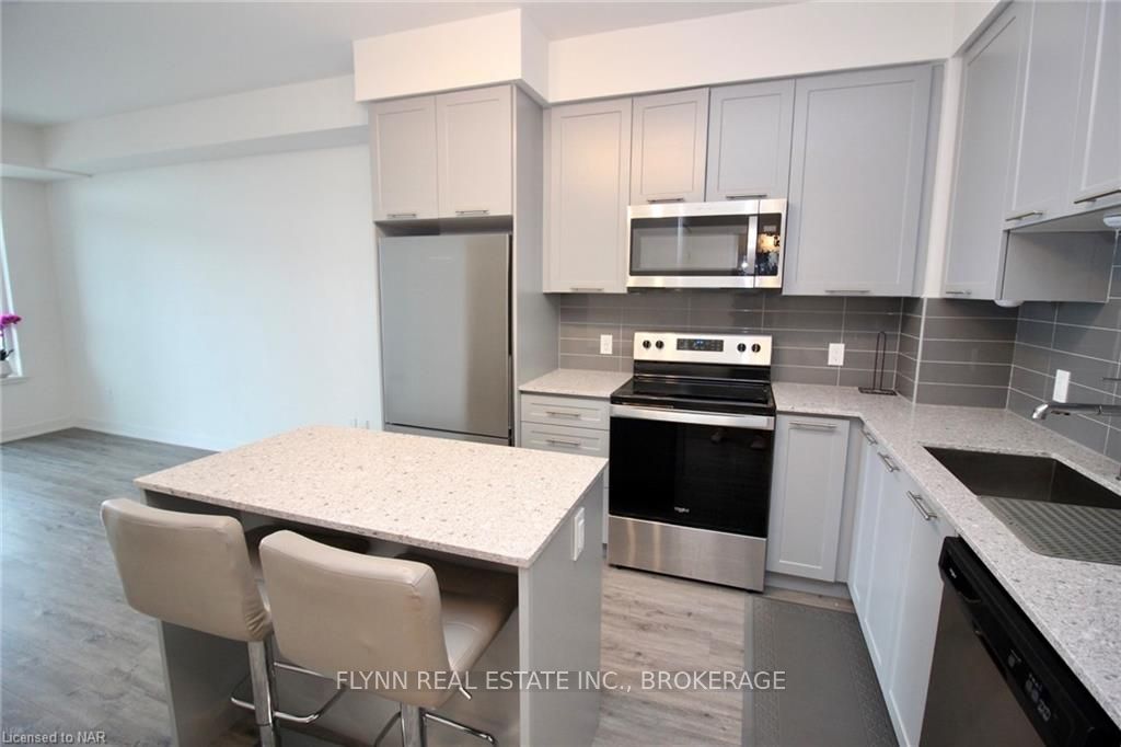 Photo 6 of Unit 706, 385 Winston Road, Grimsby, Grimsby Beach — HOMEH