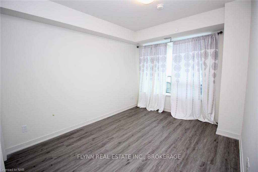 Photo 13 of Unit 706, 385 Winston Road, Grimsby, Grimsby Beach — HOMEH