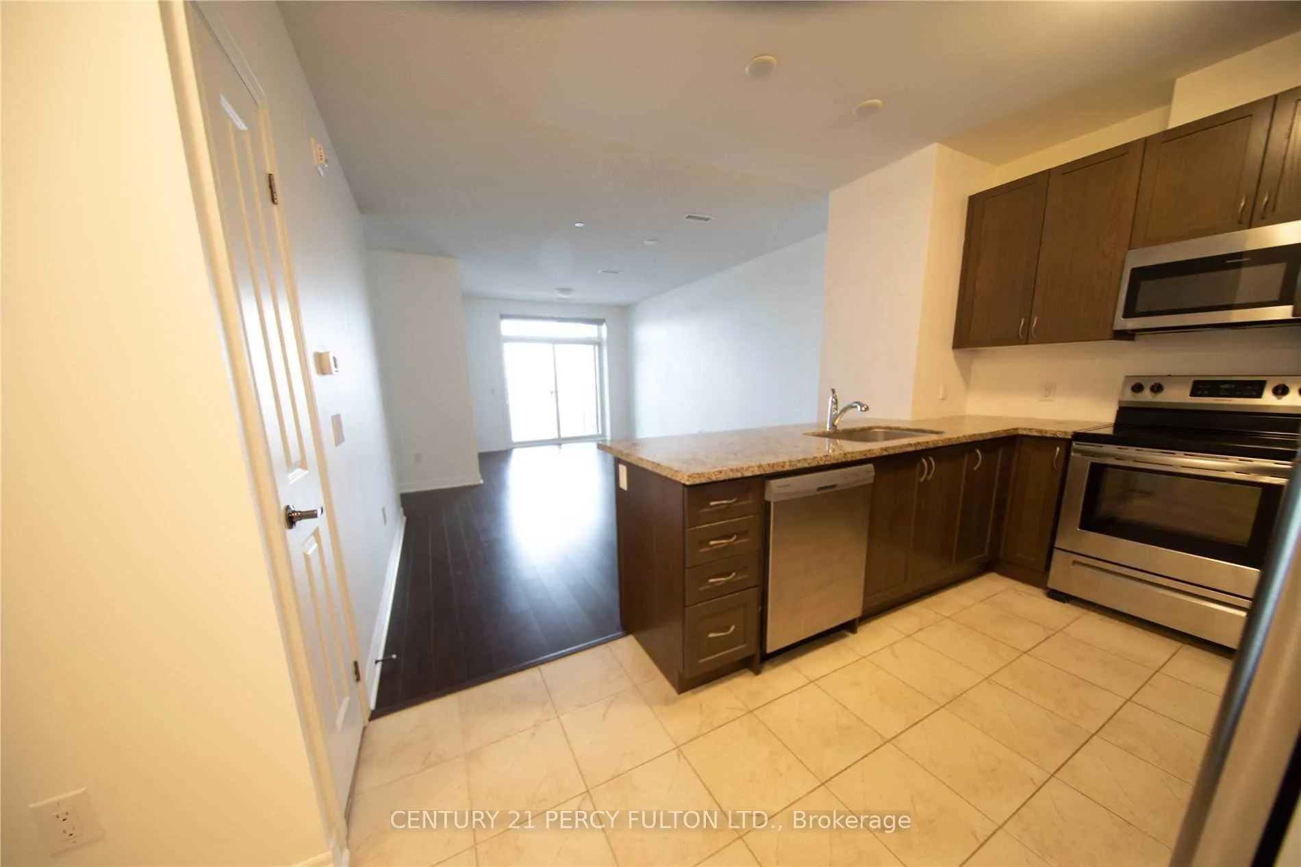 Photo 6 of Unit 417, 39 New Delhi Drive, Markham, Cedarwood — HOMEH