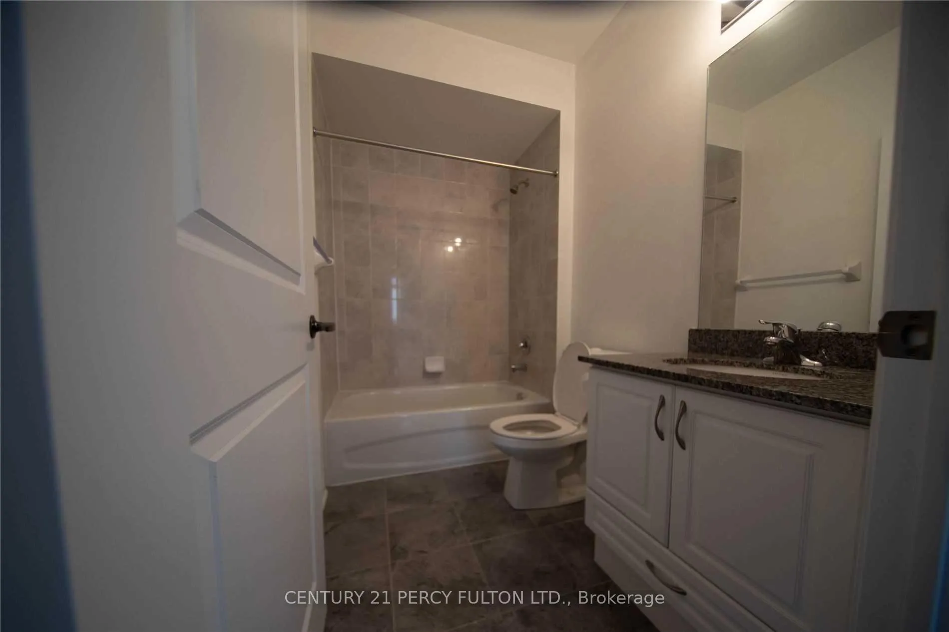 Photo 13 of Unit 417, 39 New Delhi Drive, Markham, Cedarwood — HOMEH