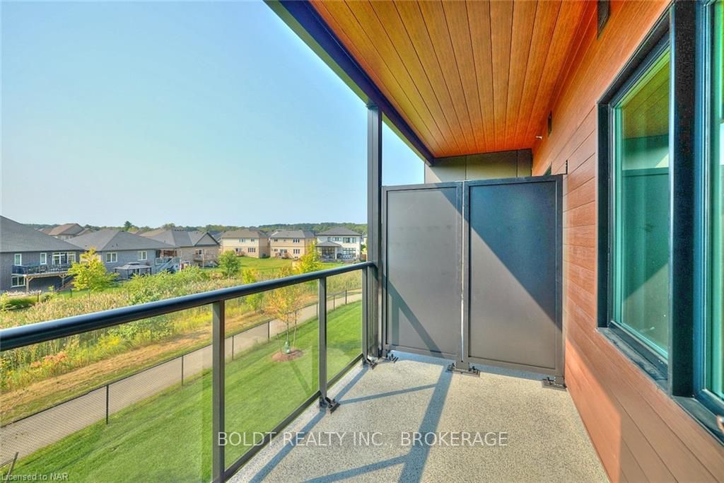 Photo 12 of Unit 208, 118 Summersides Boulevard, Pelham, Fonthill — HOMEH
