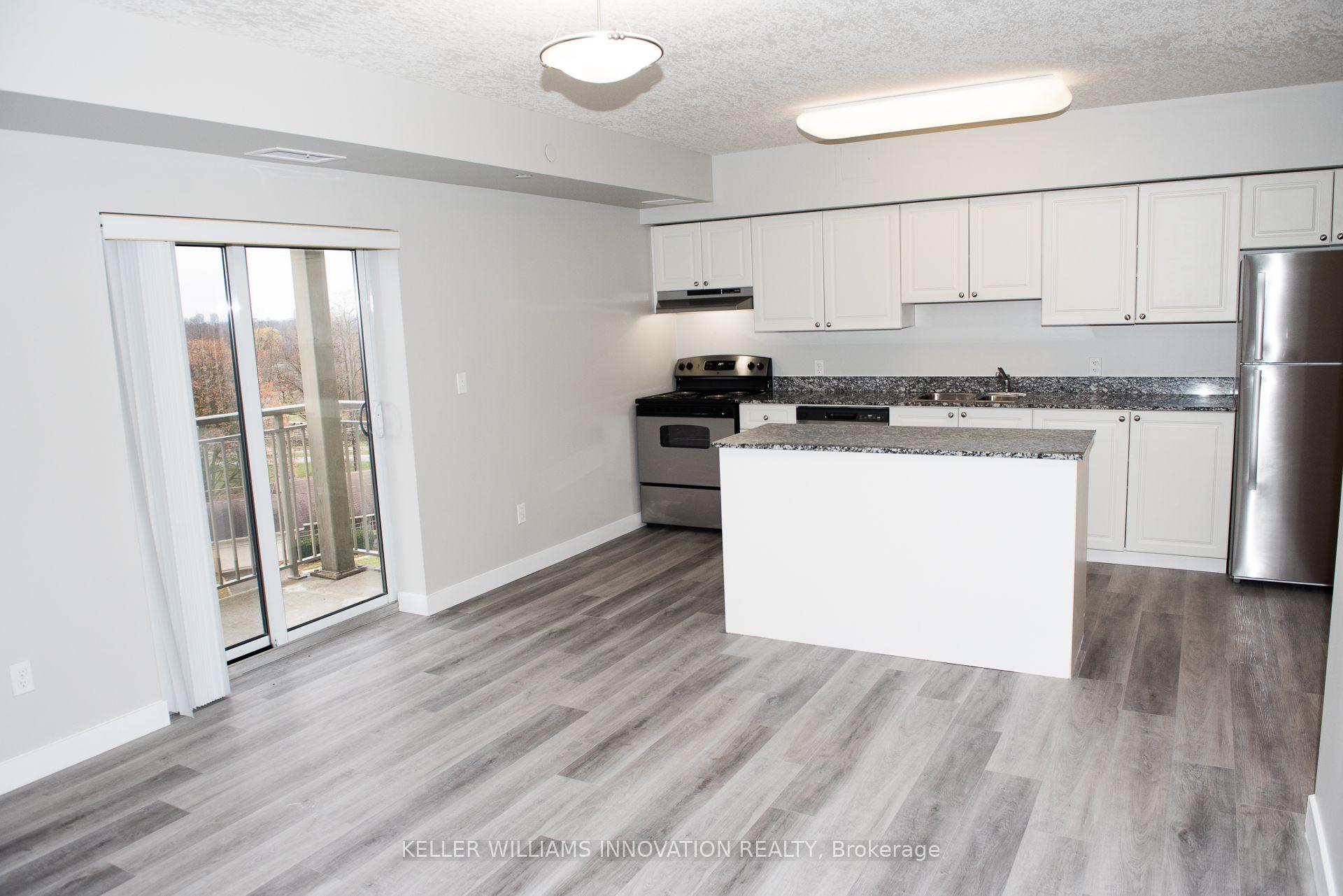 Photo 7 of Unit 817, 239 Auburn Drive, Waterloo — HOMEH