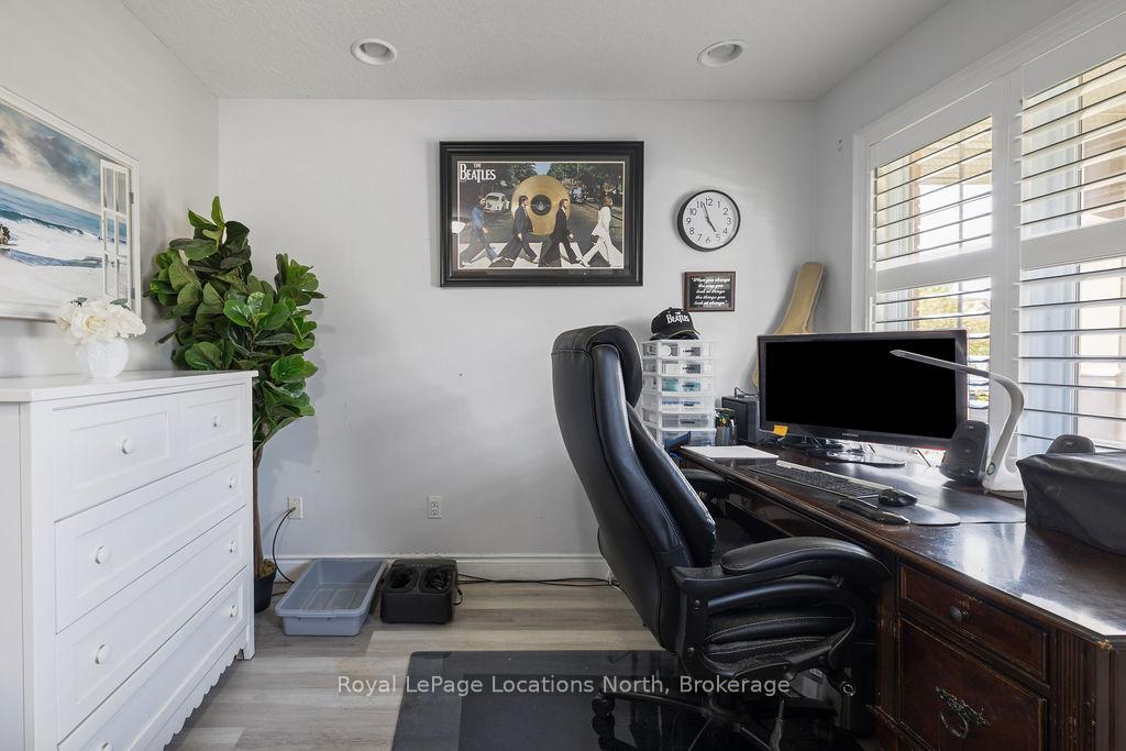 Photo 5 of 115 Chamberlain Crescent, Collingwood — HOMEH