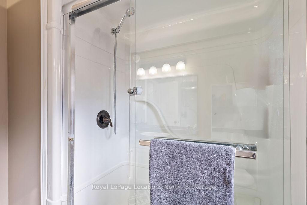 Photo 19 of 115 Chamberlain Crescent, Collingwood — HOMEH