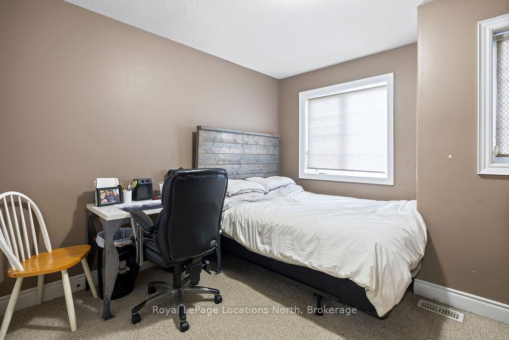 Photo 20 of 115 Chamberlain Crescent, Collingwood — HOMEH