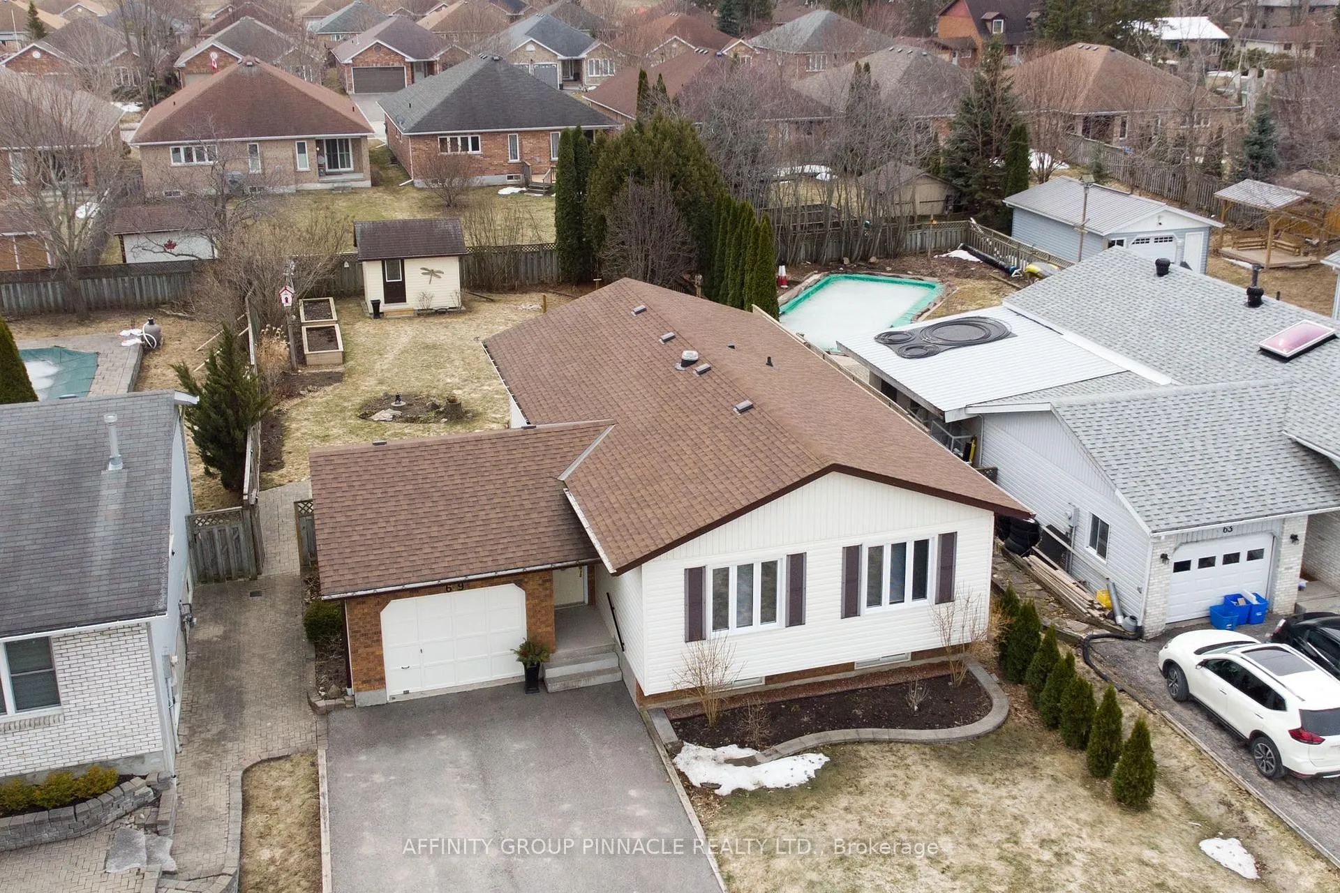 Photo 4 of 69 Beechwood Avenue, Brock, Beaverton — HOMEH