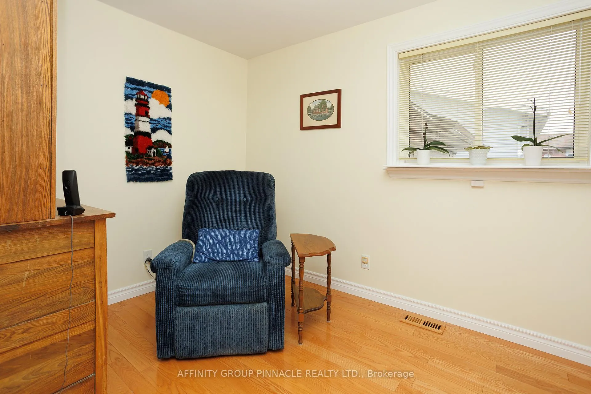 Photo 22 of 69 Beechwood Avenue, Brock, Beaverton — HOMEH