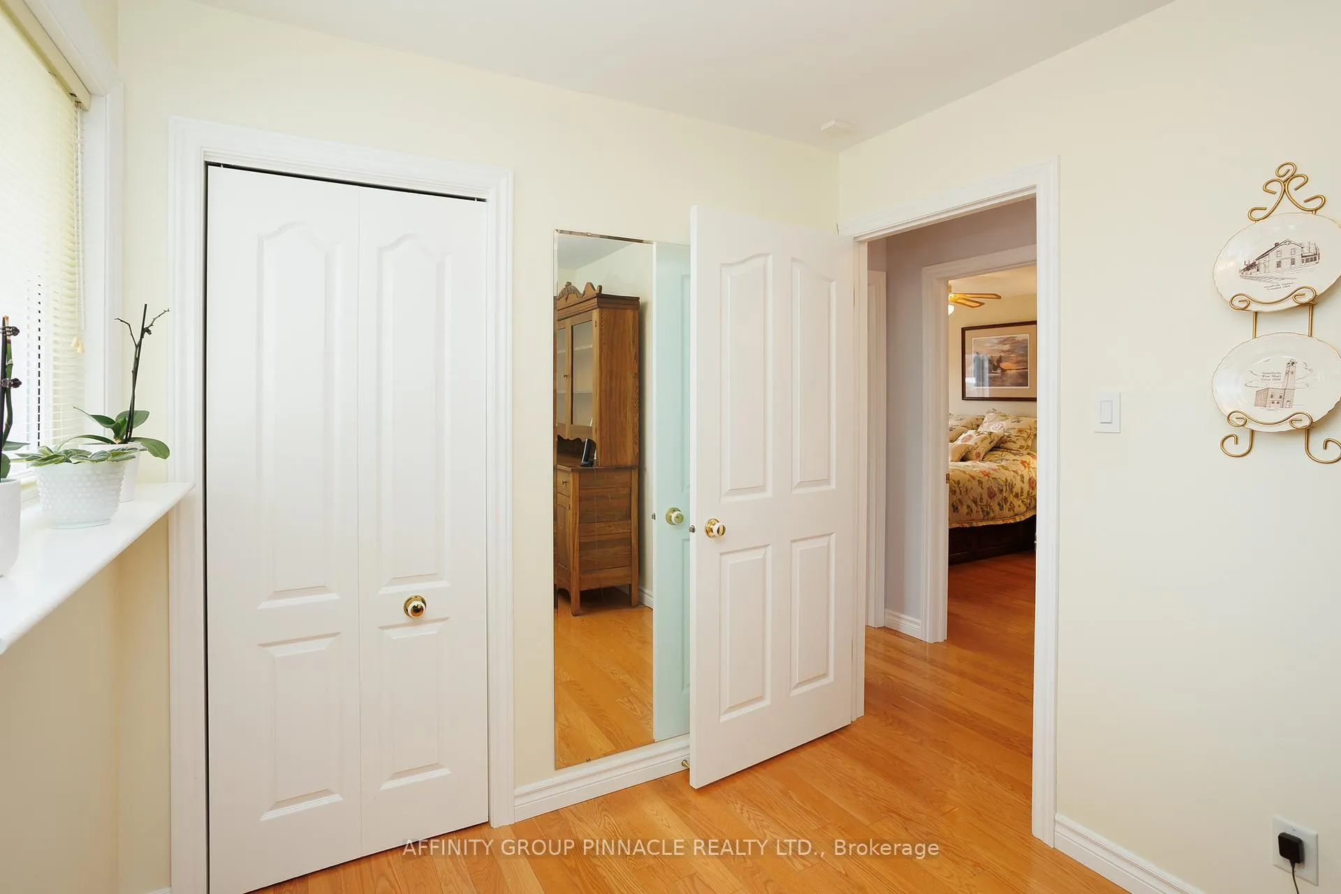 Photo 23 of 69 Beechwood Avenue, Brock, Beaverton — HOMEH