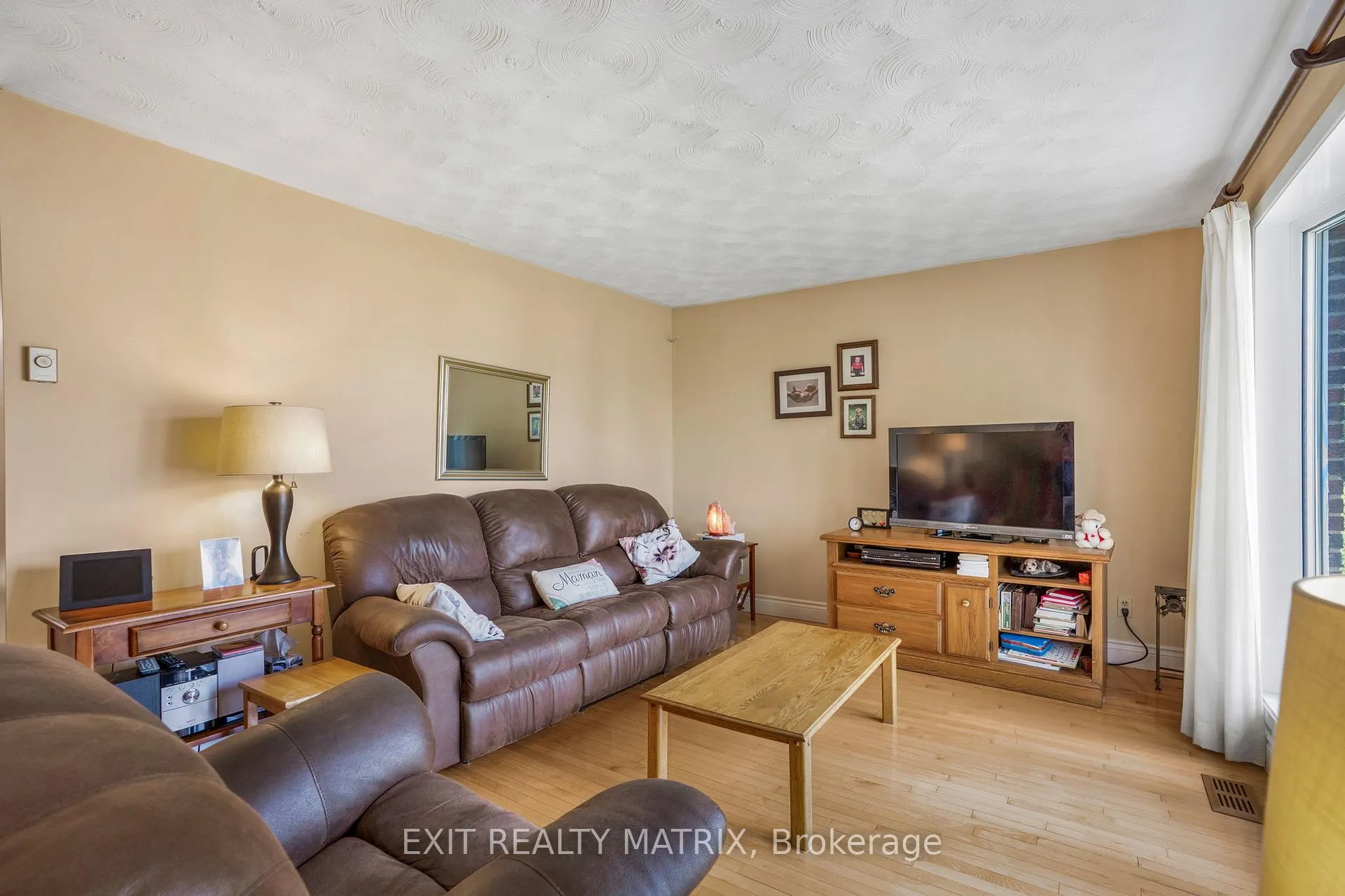 Photo 7 of 112 Eliza Street, Champlain, Champlain Twp — HOMEH