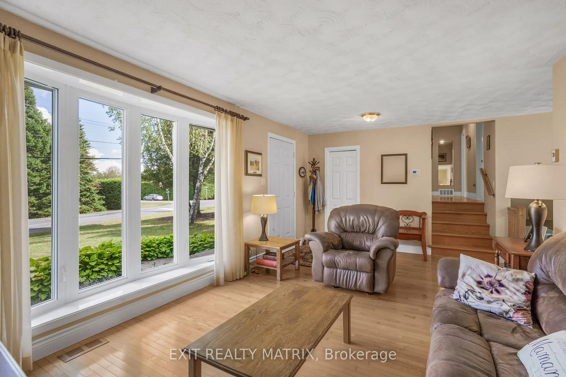 Photo 9 of 112 Eliza Street, Champlain, Champlain Twp — HOMEH