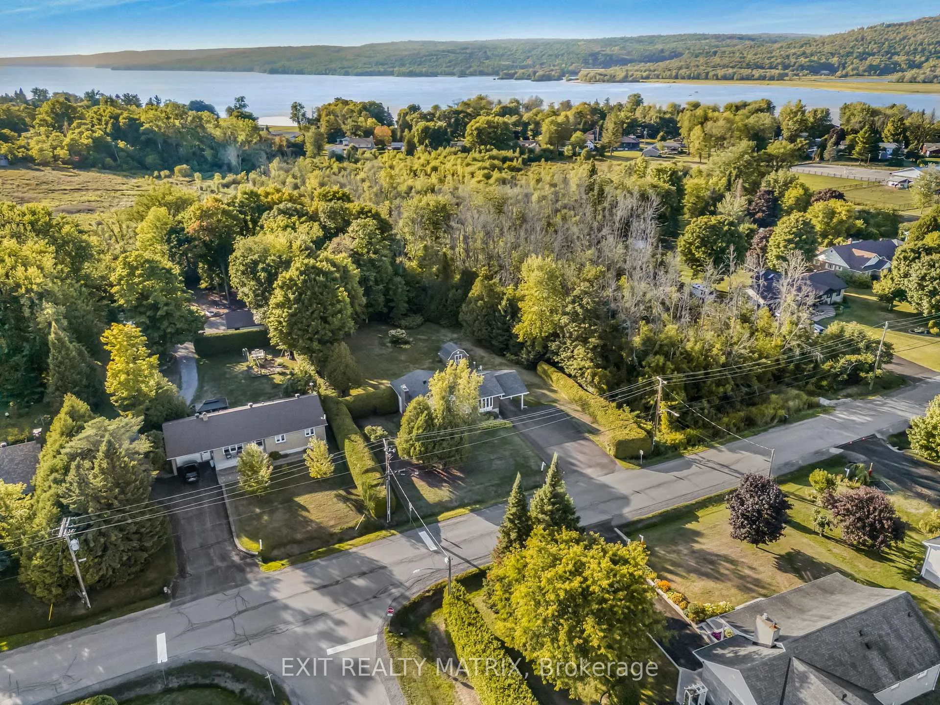 Photo 28 of 112 Eliza Street, Champlain, Champlain Twp — HOMEH