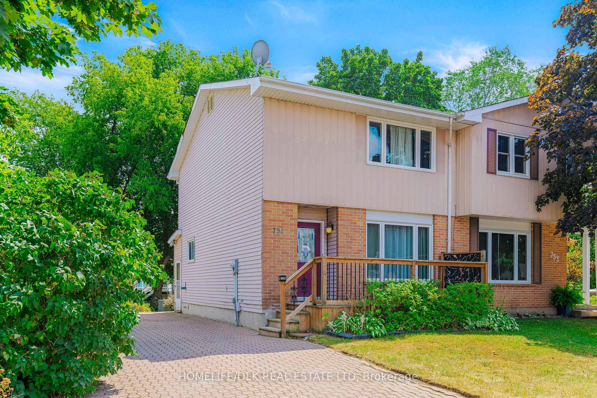 Photo 1 of 751 Laurier Boulevard, Brockville — HOMEH