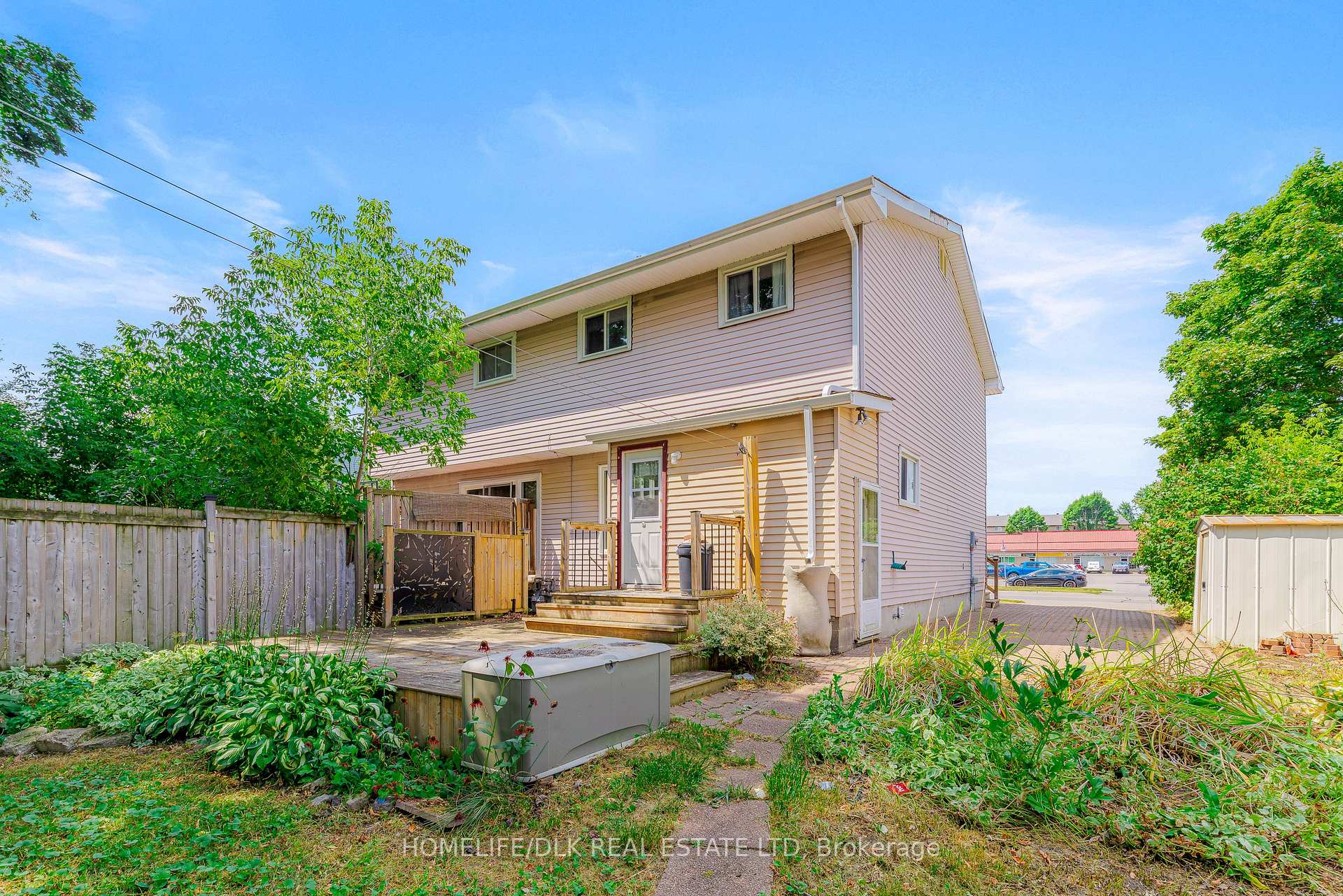 Photo 8 of 751 Laurier Boulevard, Brockville — HOMEH