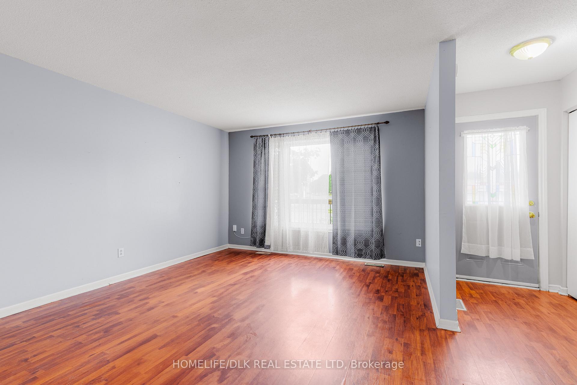 Photo 12 of 751 Laurier Boulevard, Brockville — HOMEH