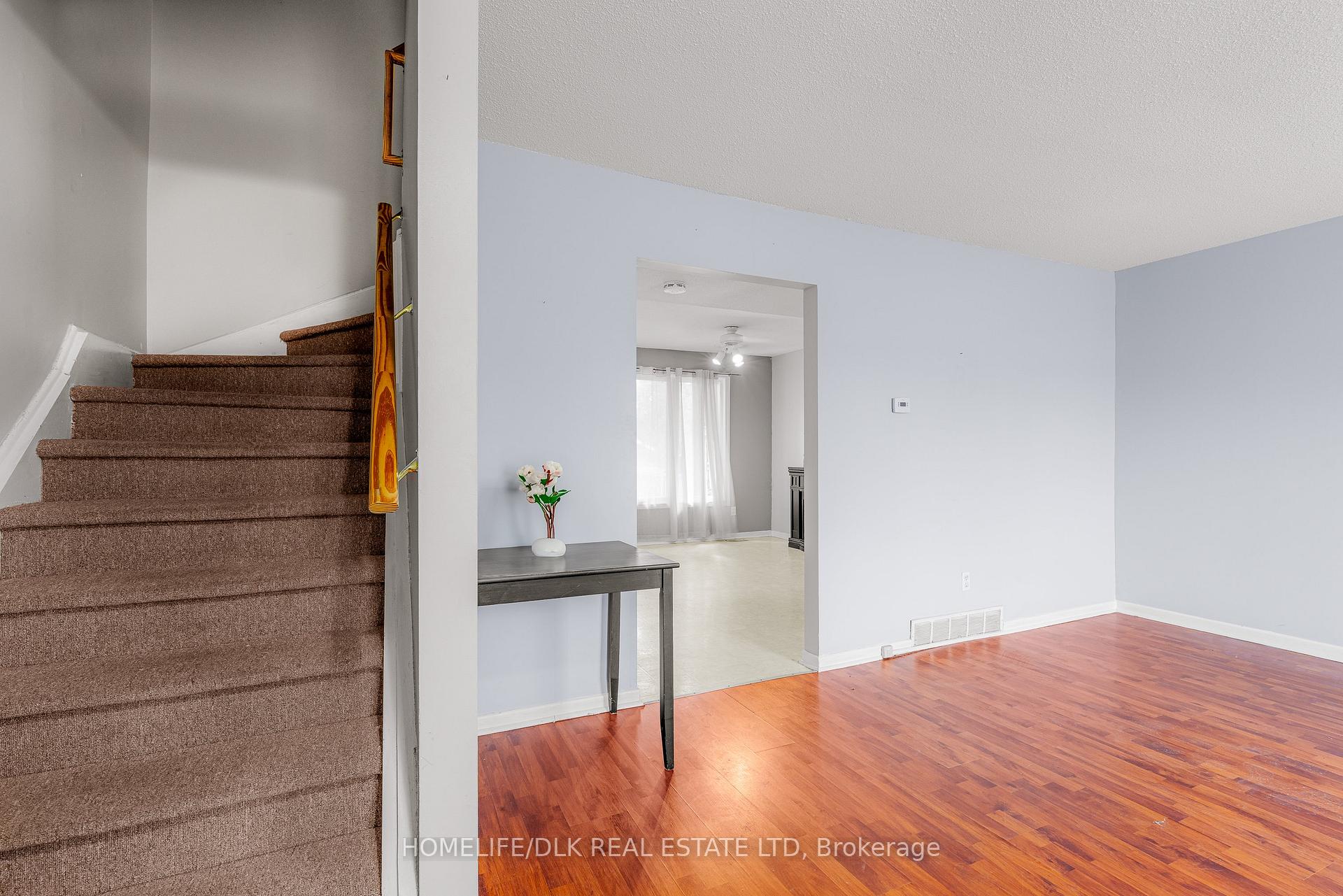Photo 13 of 751 Laurier Boulevard, Brockville — HOMEH