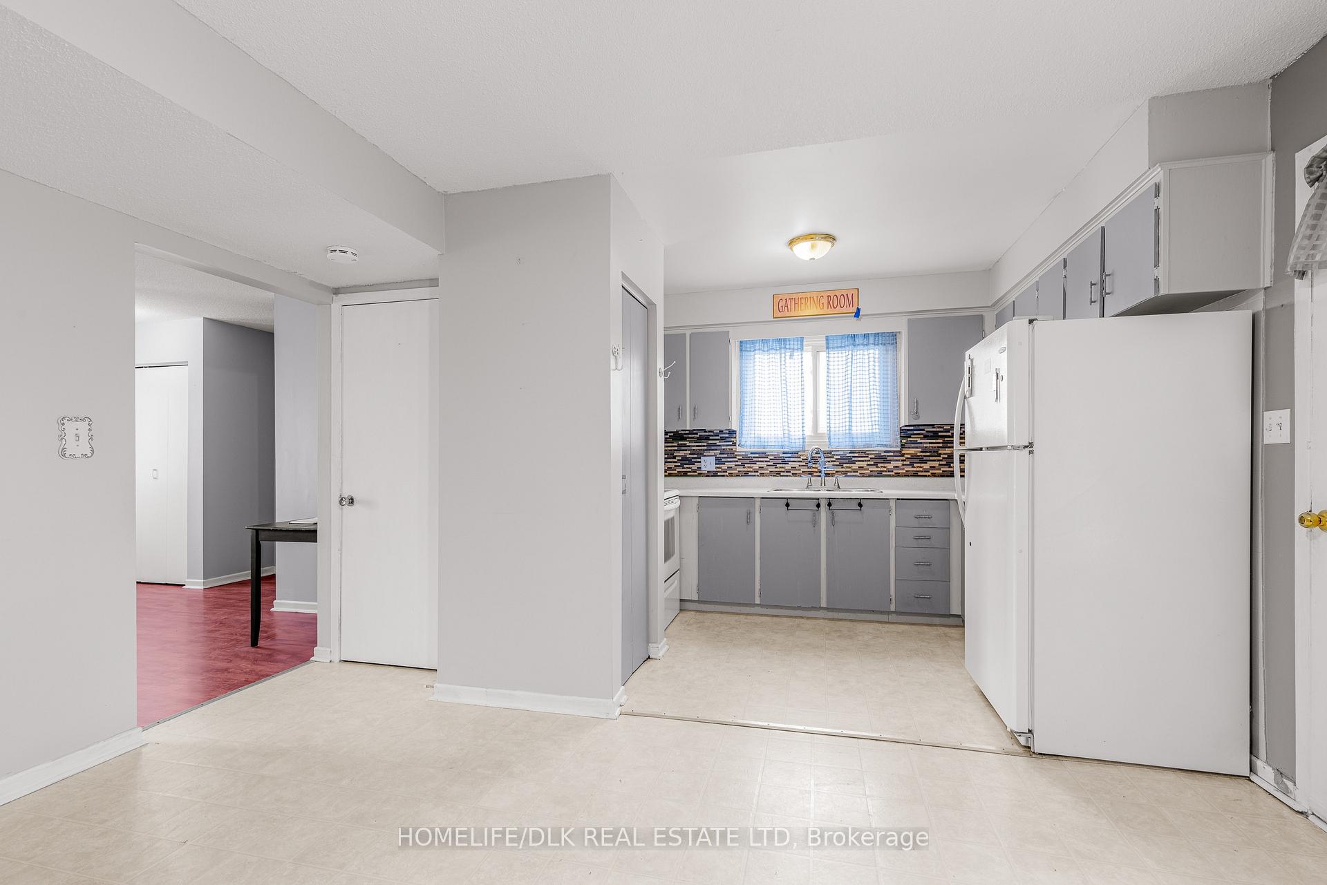 Photo 16 of 751 Laurier Boulevard, Brockville — HOMEH