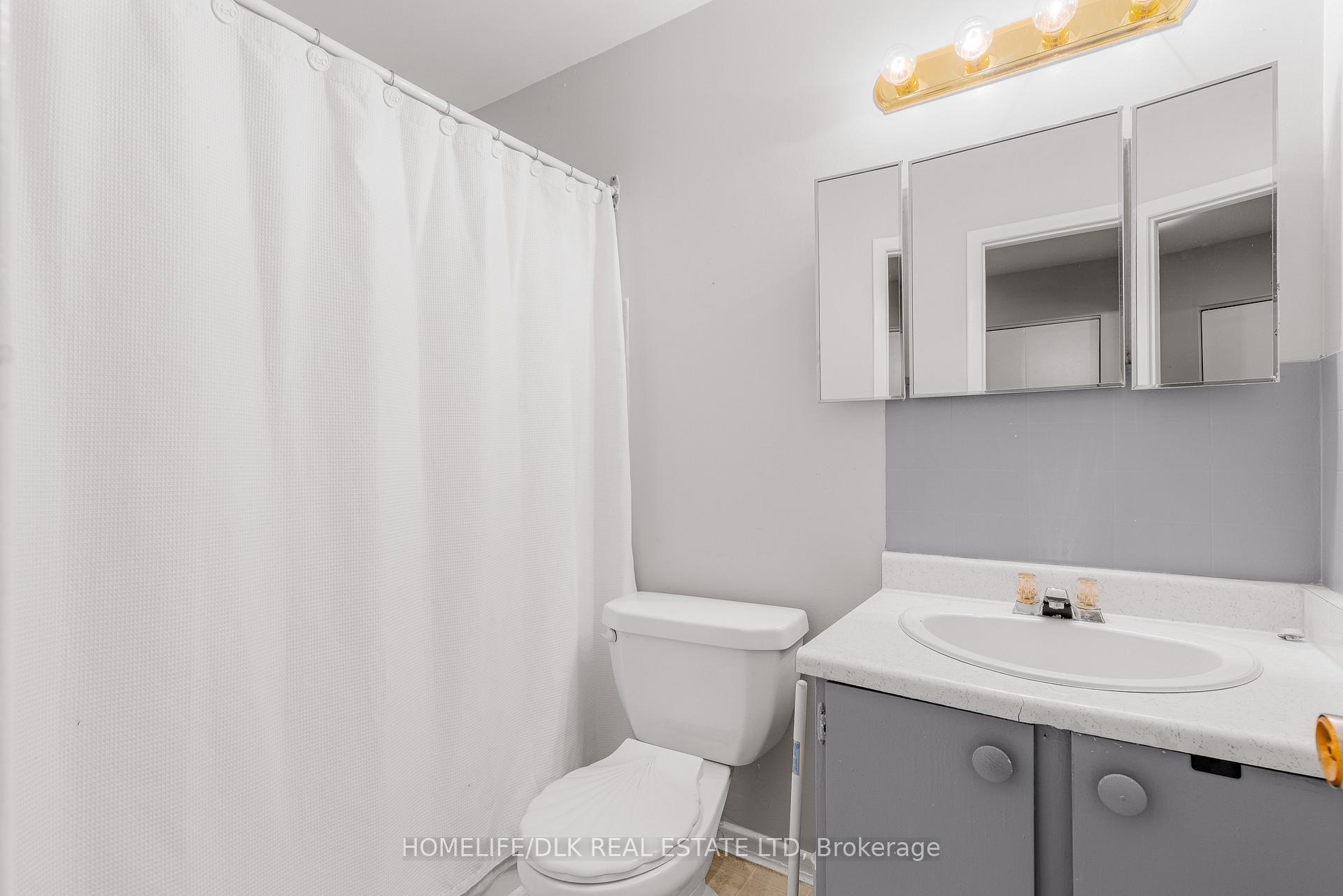 Photo 26 of 751 Laurier Boulevard, Brockville — HOMEH